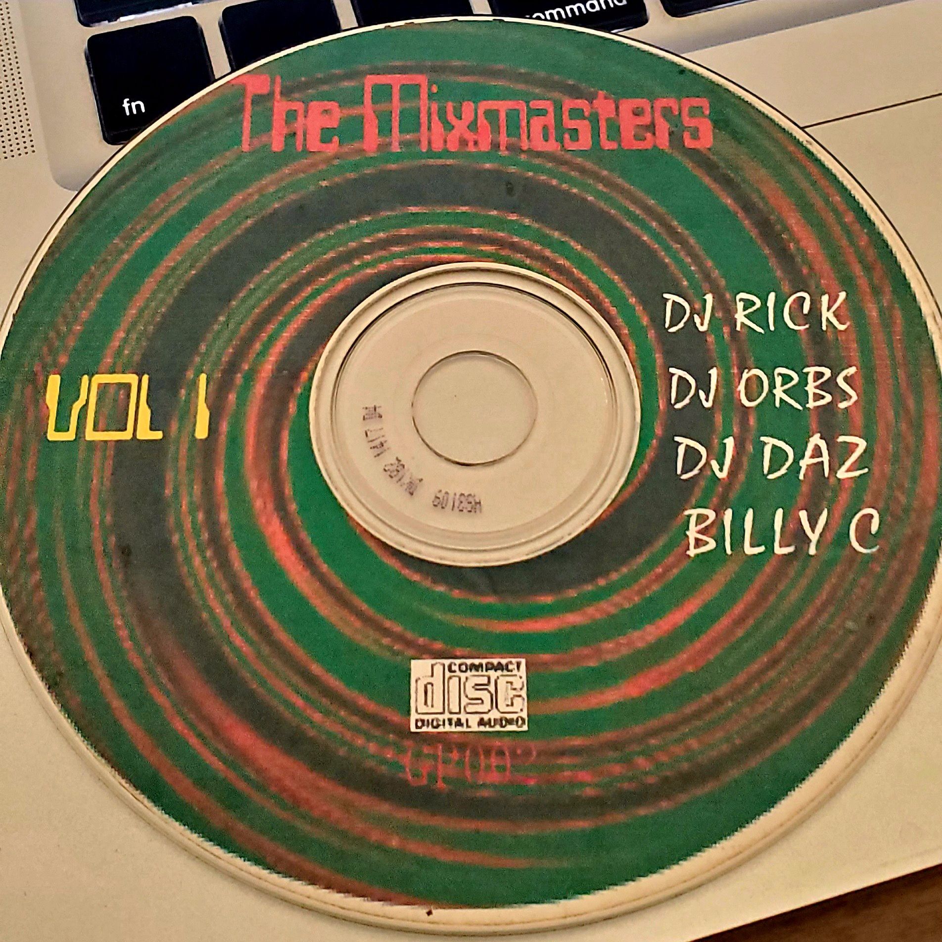 Bonus: Groove Productions Presents - MixMasters Vol 1 (1999)