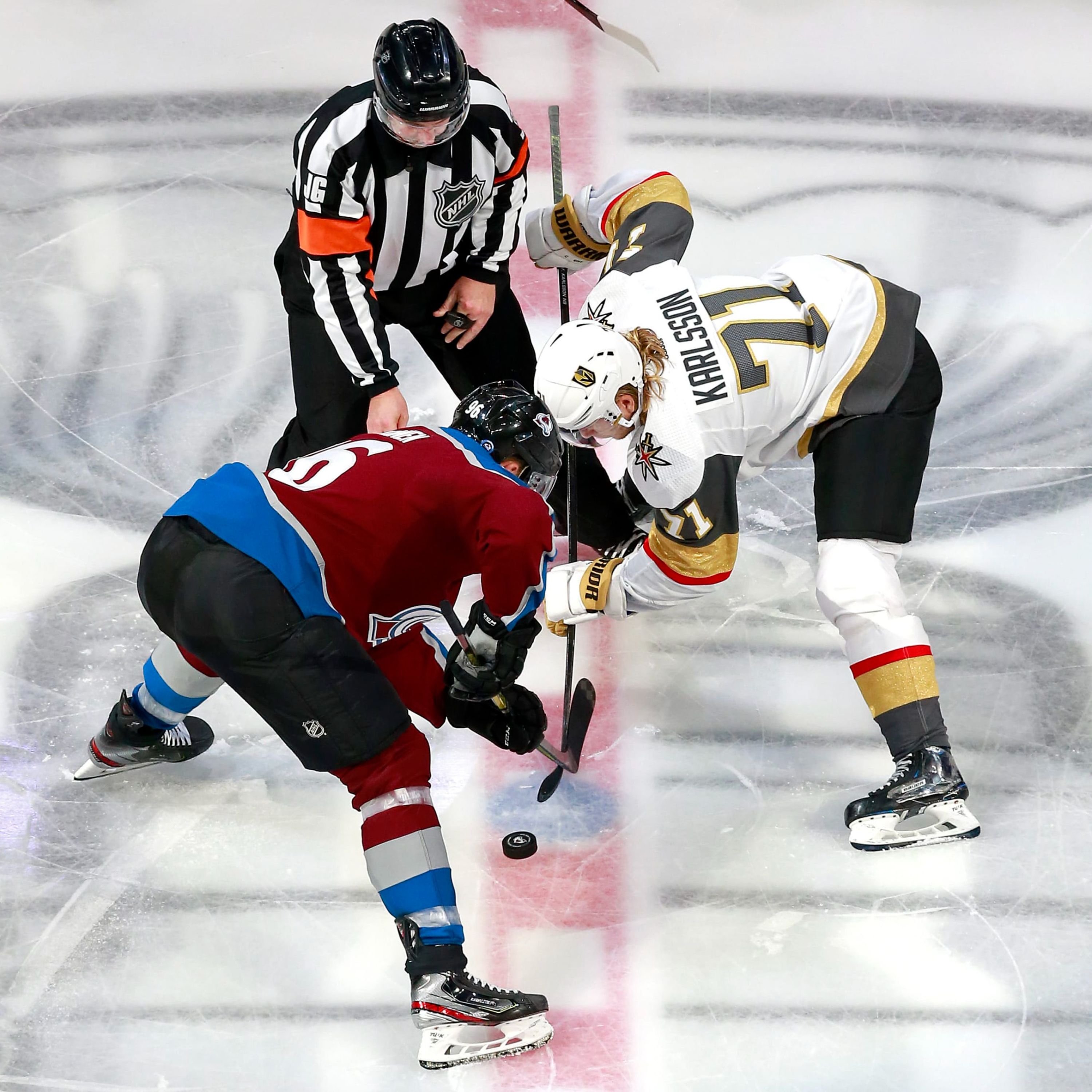 Новые дивизионы, банкротство игроков и другое. Превью нового сезона NHL | Форчек не пройдет episode artwork