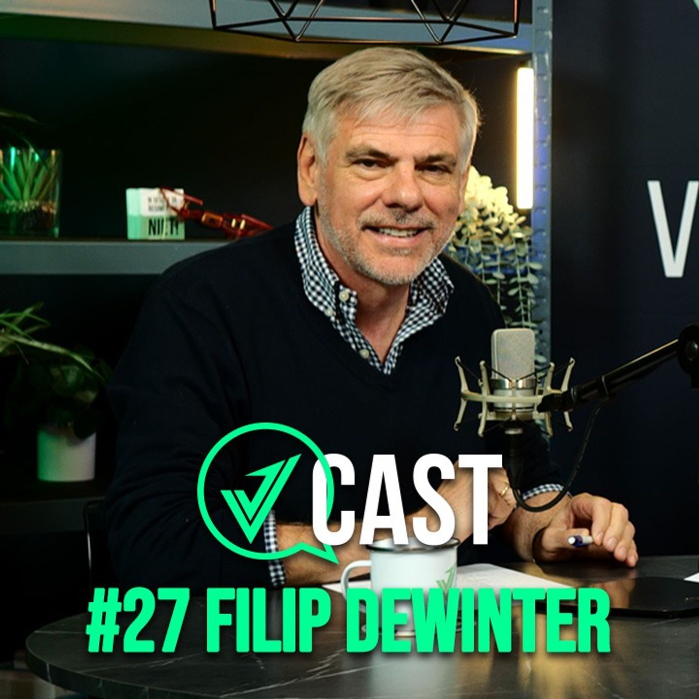 V-CAST