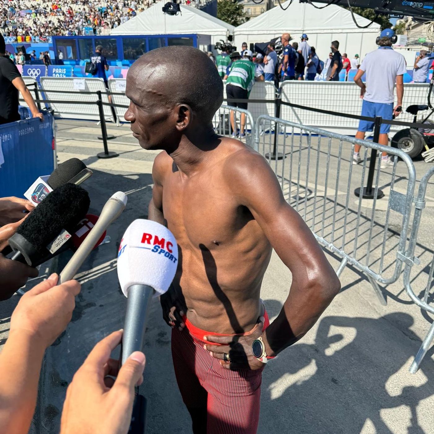 Débrief du marathon olympique masculin ! Avec nos trois français et... Eliud Kipchoge ! episode artwork