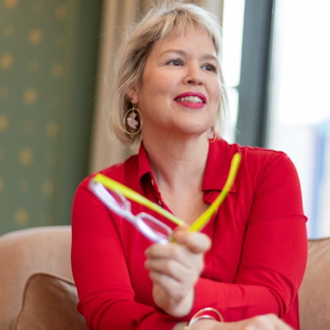 Gratitude, Community & the Courage to Pursue Your Purpose with Rachel Desrochers