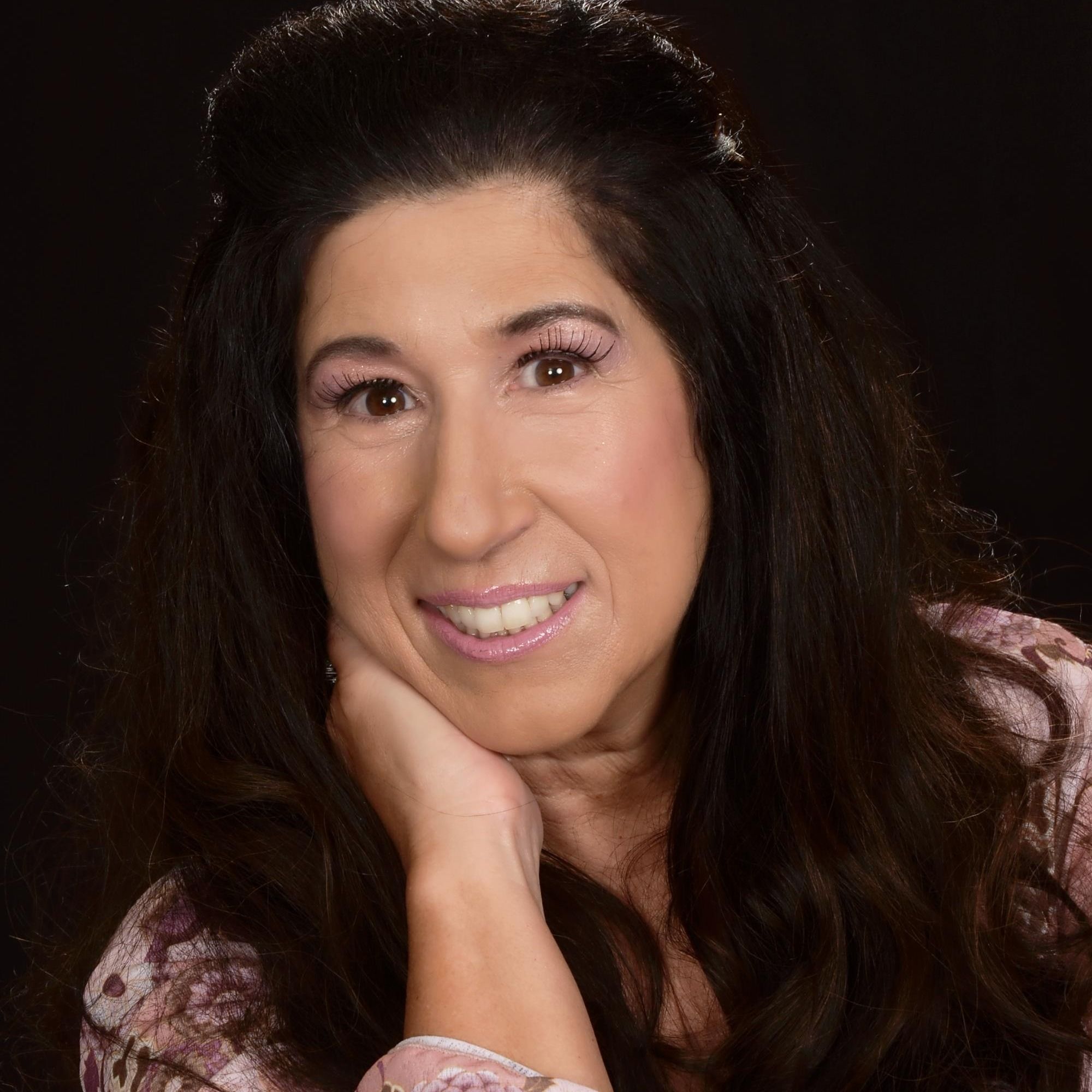 From Farmer’s Wife to Faith-Driven Financial Success with Kim Holland