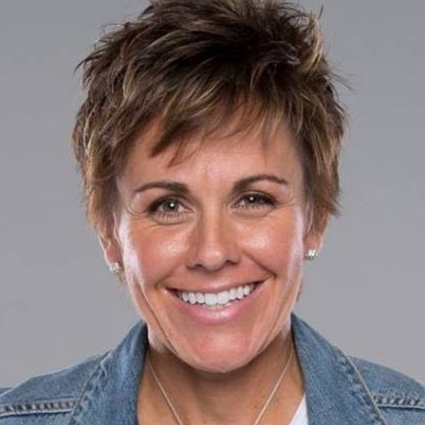 Overcoming Your Limiting Beliefs with Lisa Olona