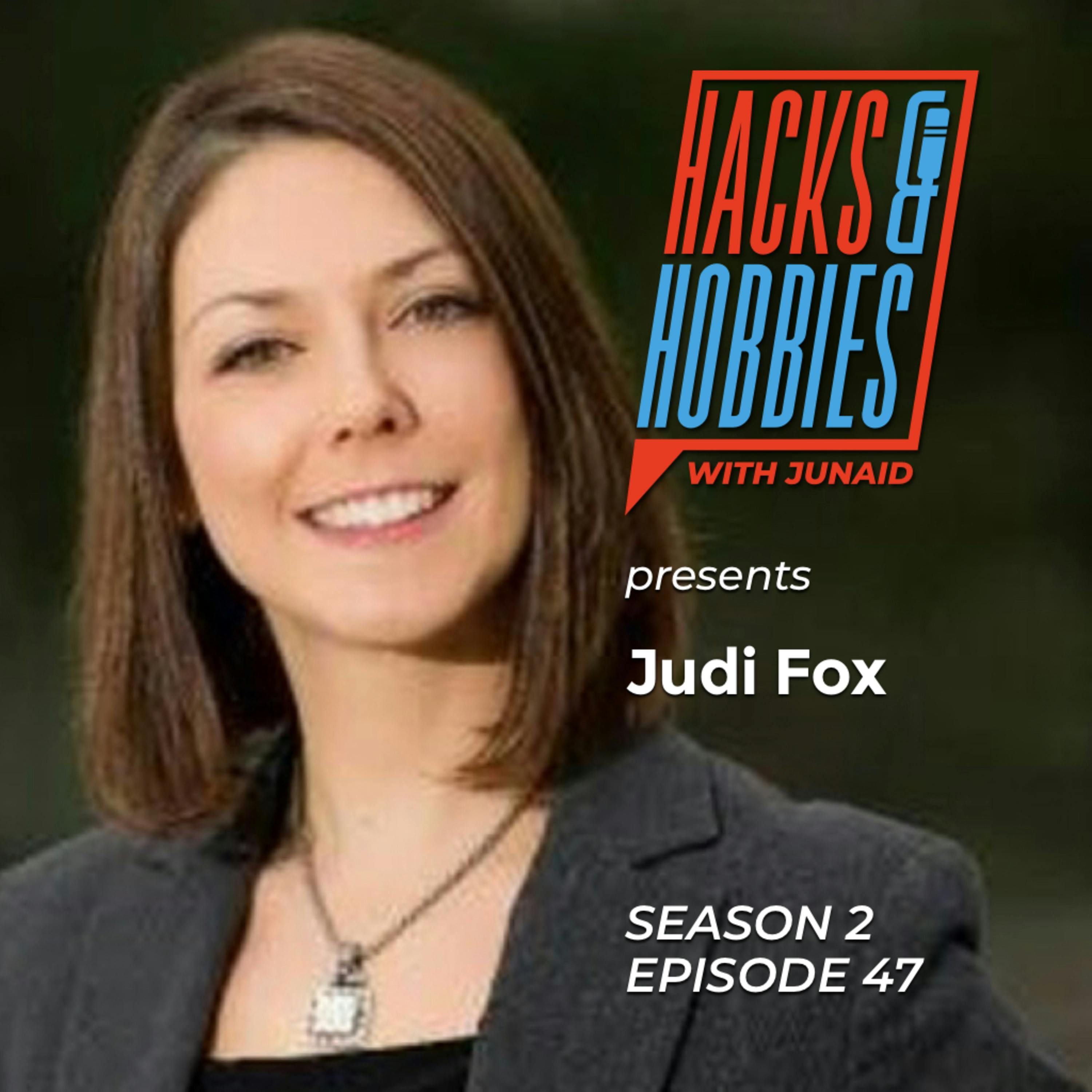 E247 - Judi Fox - How to use LinkedIn to reinvent yourself and succeed episode artwork