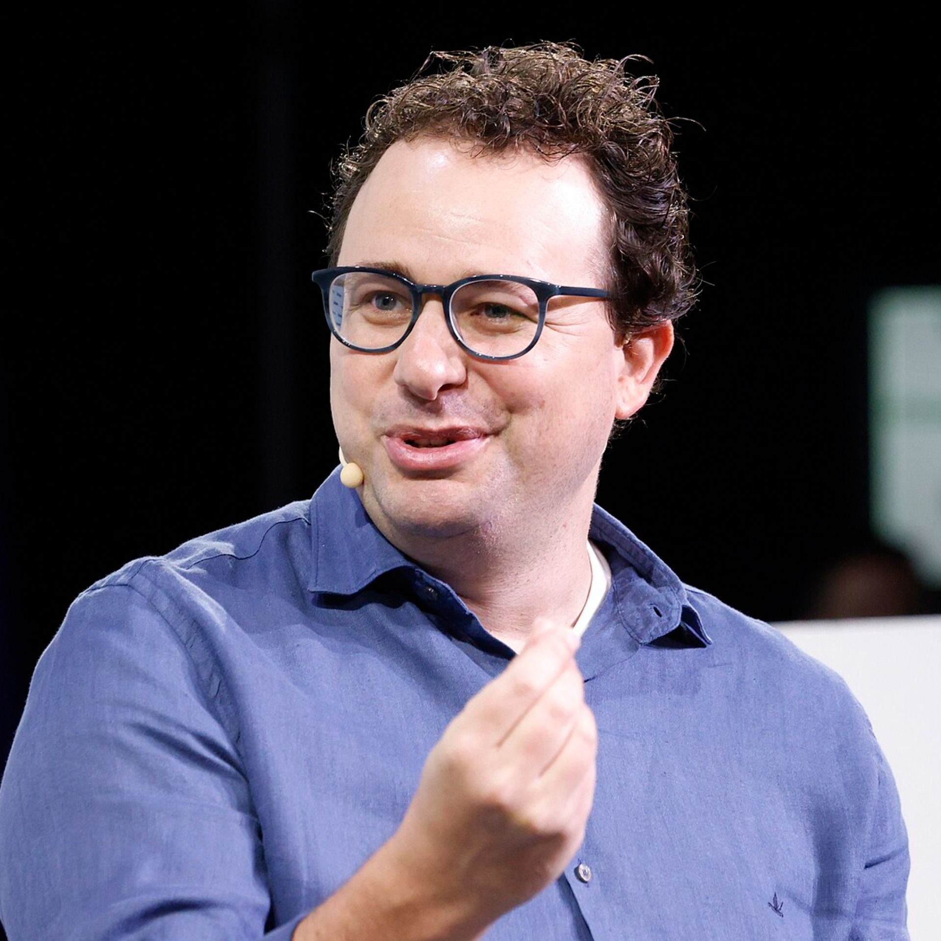 Cybersecurity Concerns Over Anthropic's Mythos Model