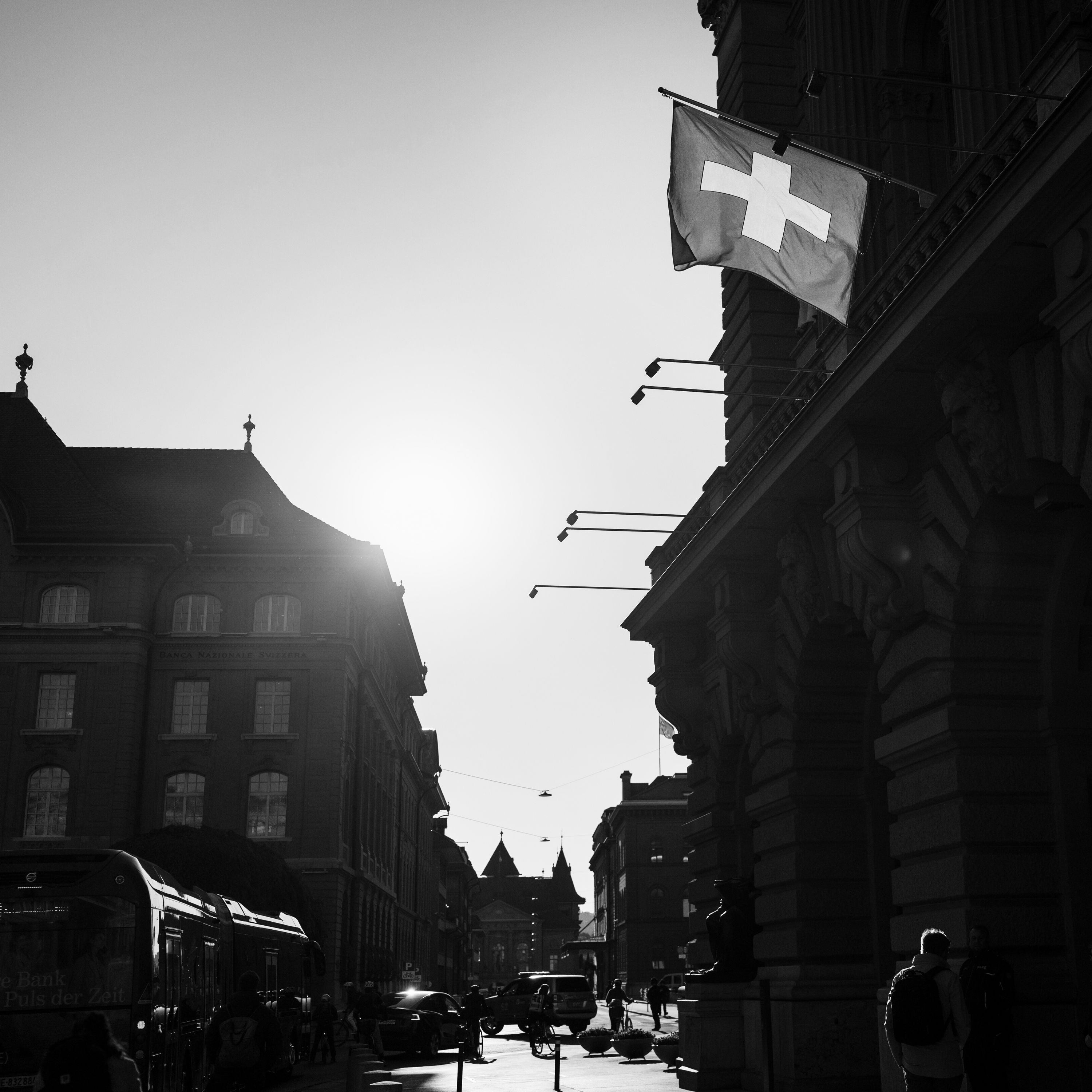 Abstimmung in der Schweiz – Kann ein Land heute überhaupt neutral sein?