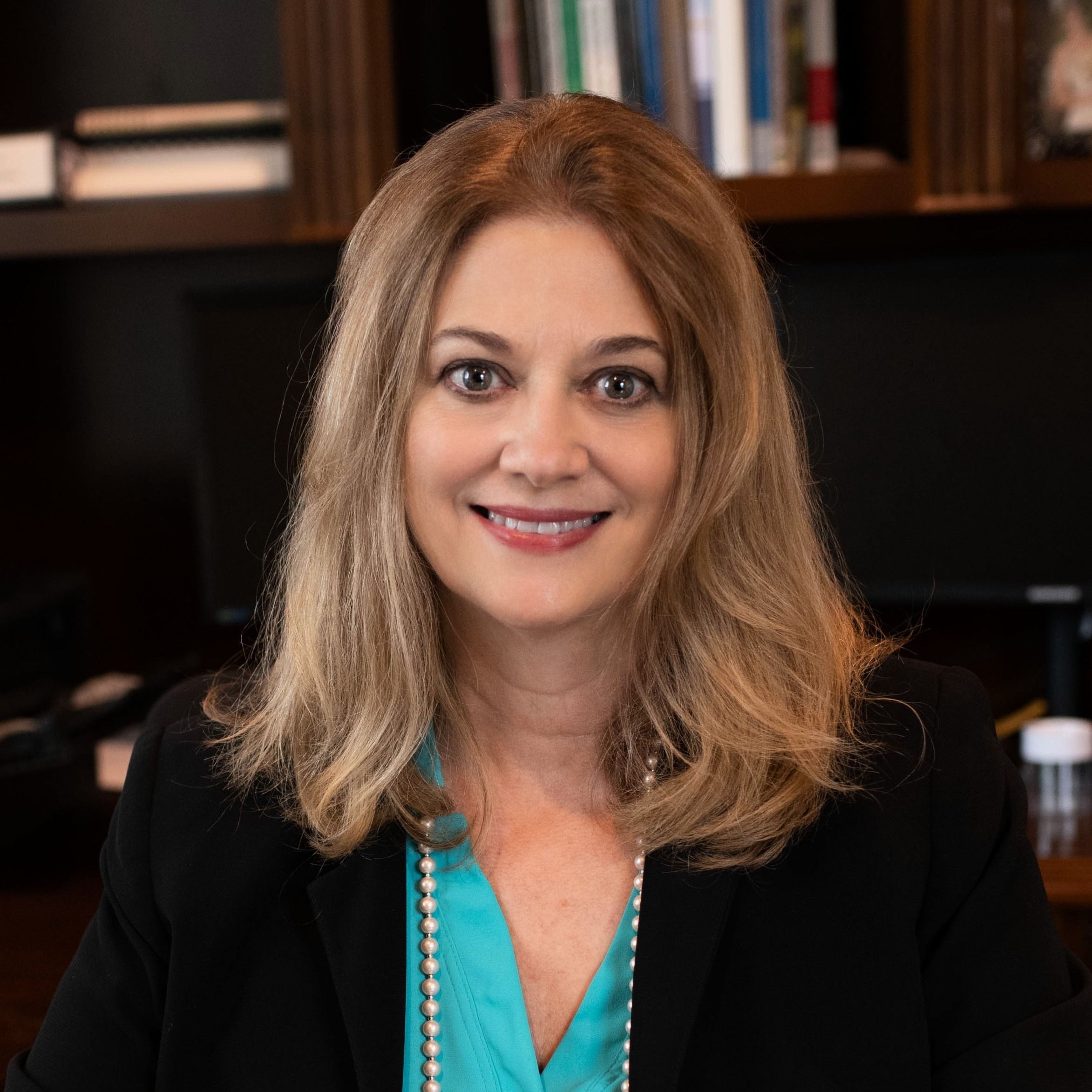 Uncovering the Nitty-Gritty Details of a Client-Consultant Dynamic | Sandra Finch