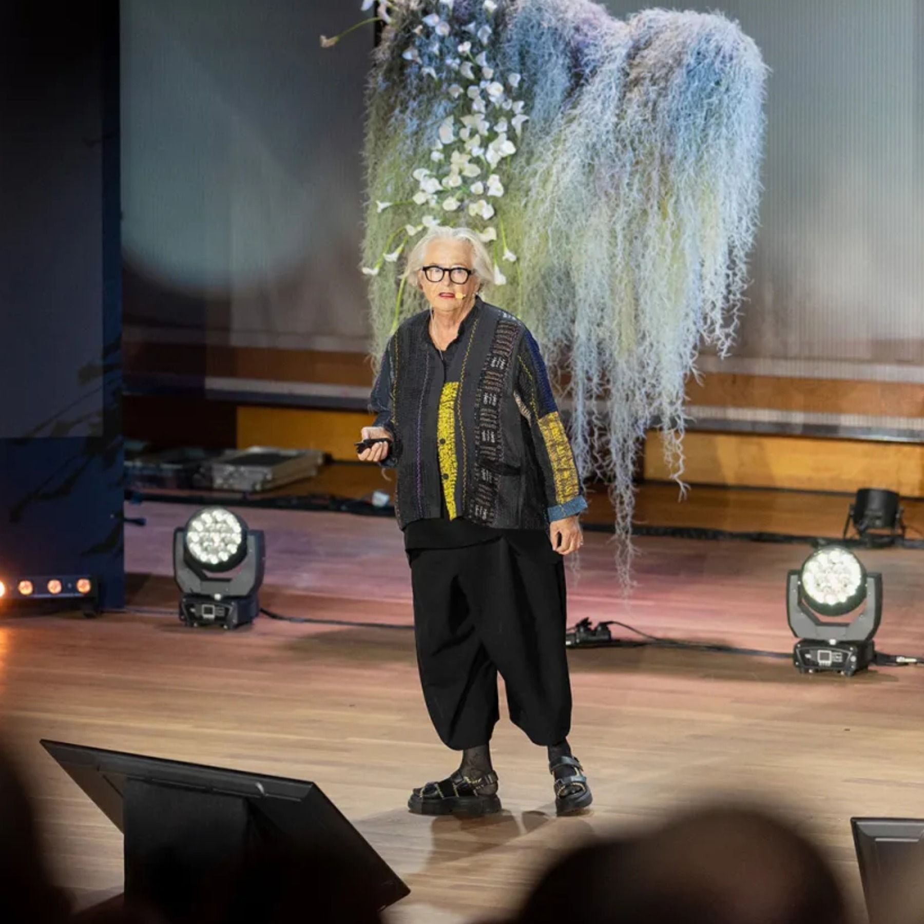 Artykuł: Moda w czasach kryzysu. Podsumowanie pierwszej ścieżki Business Fashion Environment Summit 2025 Episode cover