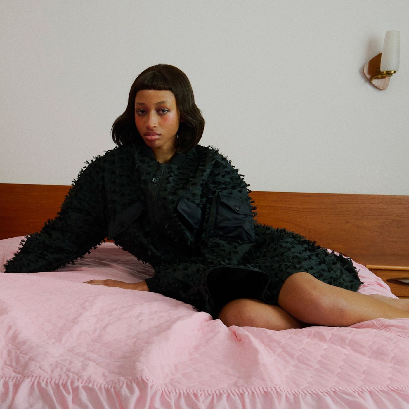 Artykuł: Hyggebukser, czyli duński nawyk, który relaksuje i daje poczucie bezpieczeństwa