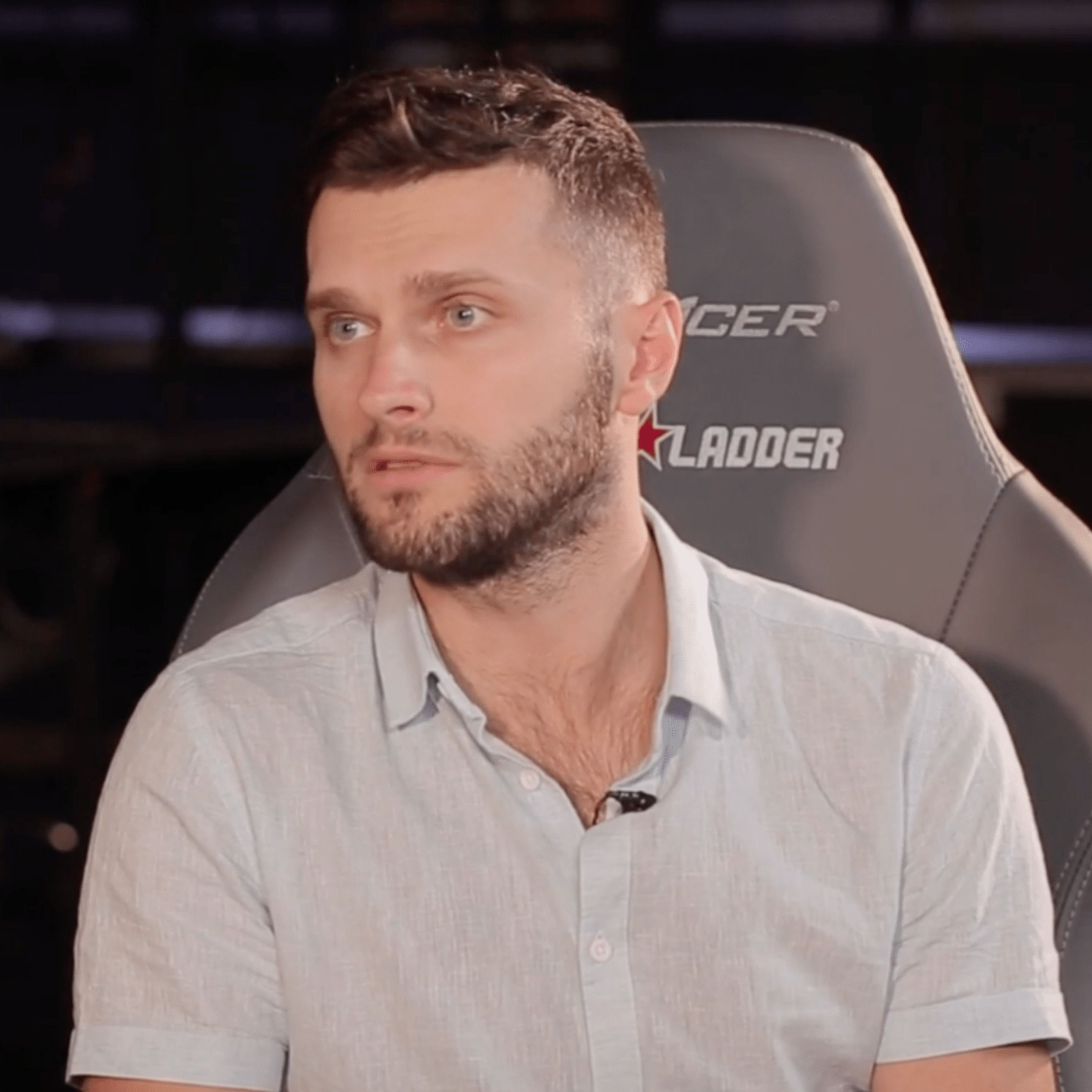 Вілата гучніше!