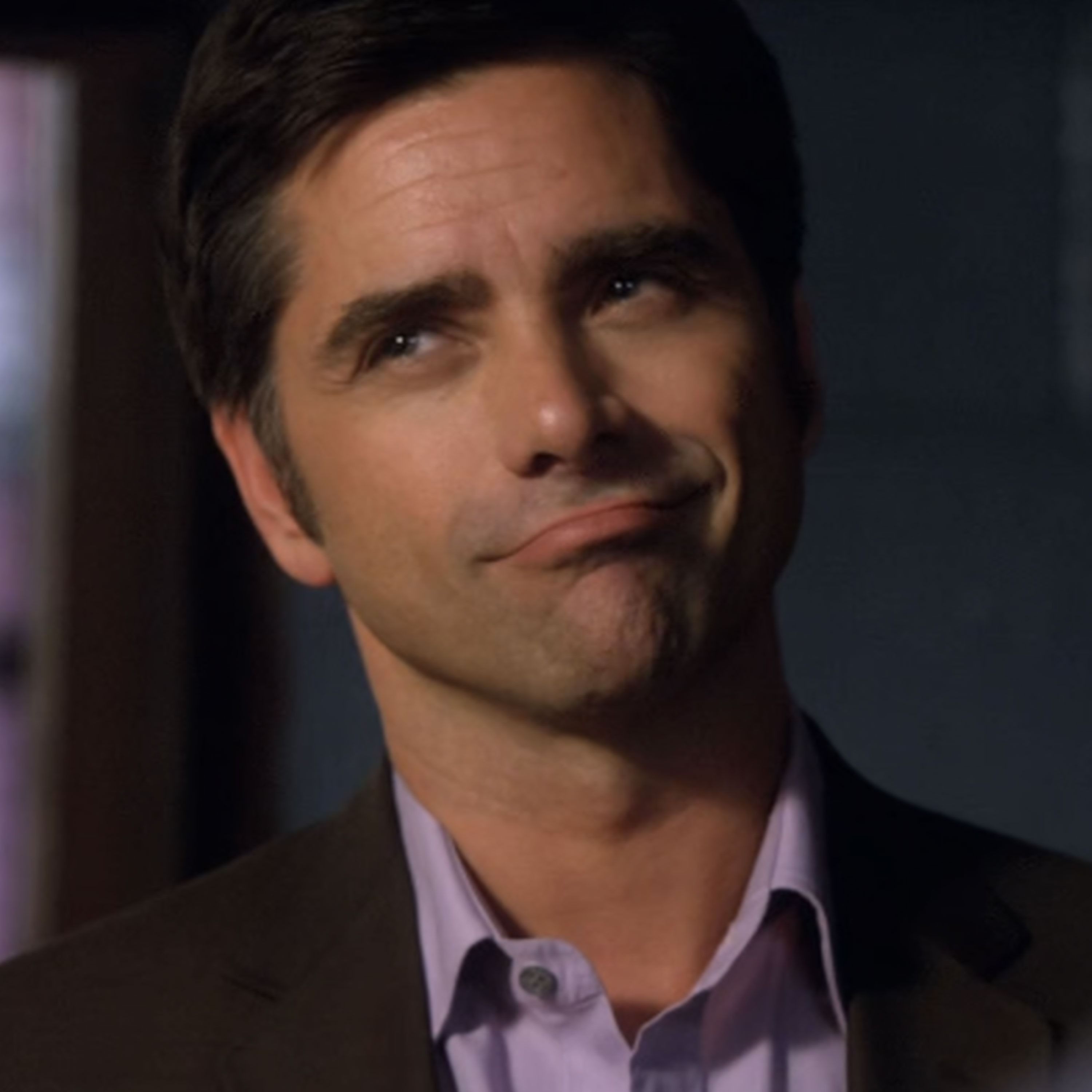 SVU: John Stamos has 20 kids & gets blown up with a knife