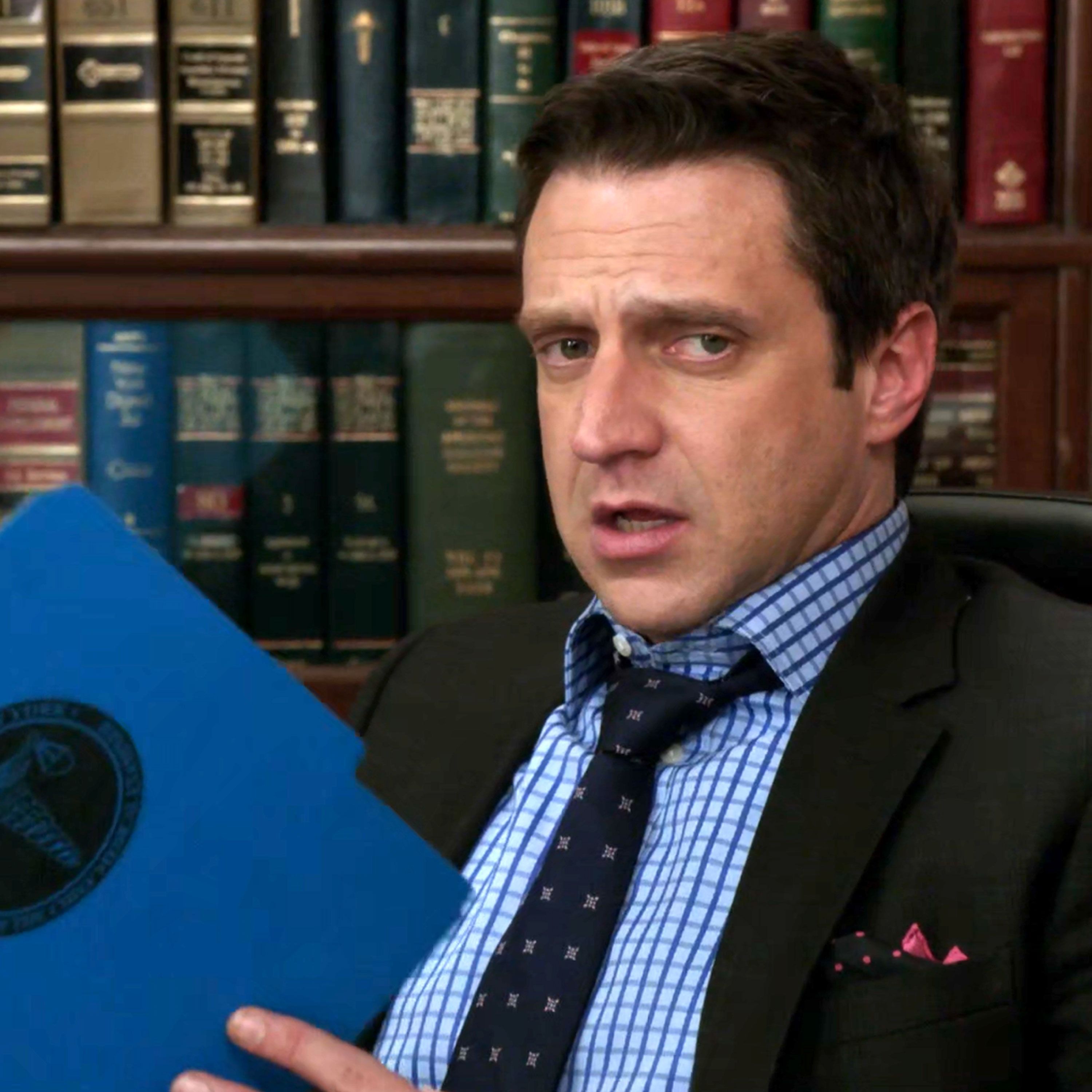 SVU: Marcia Cross kills Robert Vaughn with Viagra