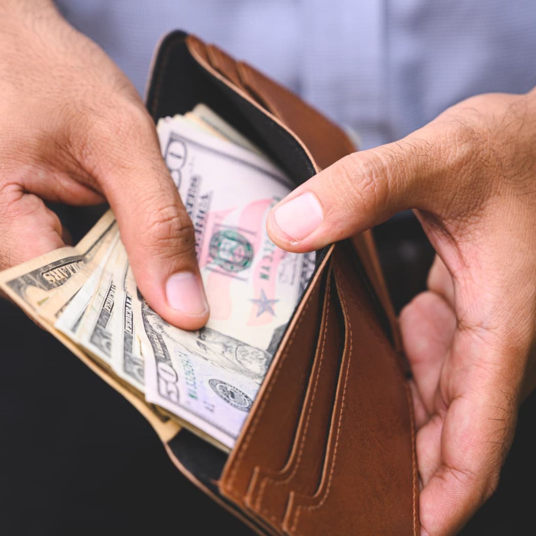 Almost one-third of Americans believe that “cash doesn’t count” when it comes to spending money.  Is this you? episode artwork