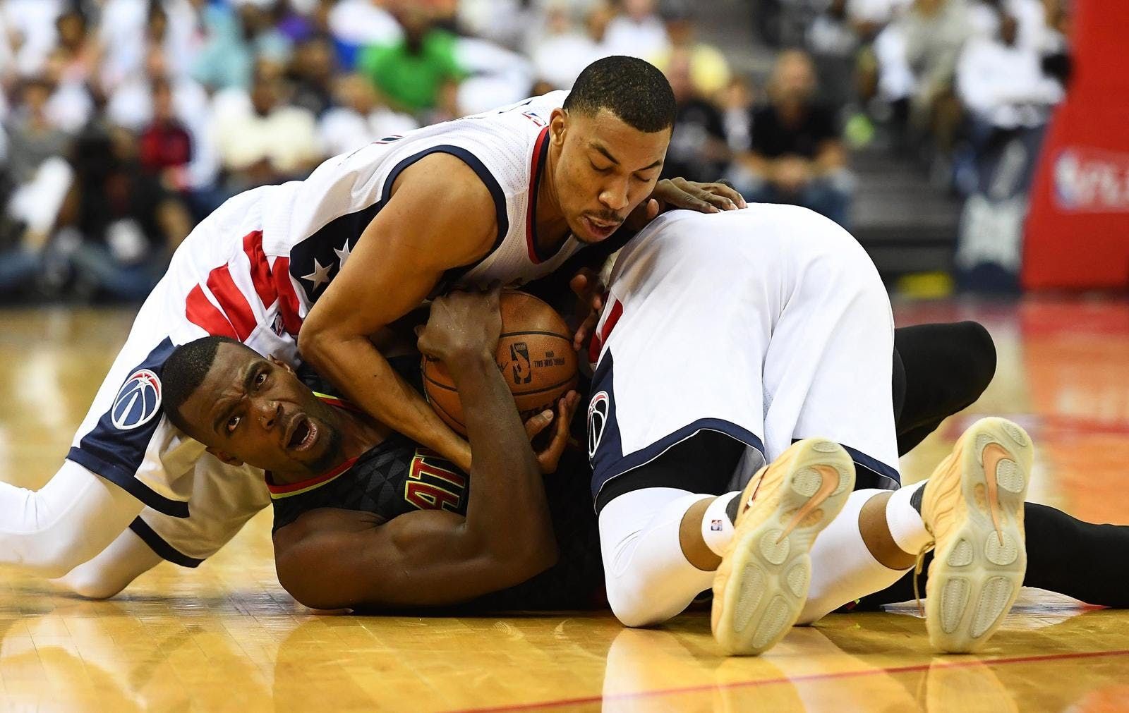 LOCKED ON WIZARDS, Episode 170: Wizards Wrestle Game 1 From Hawks