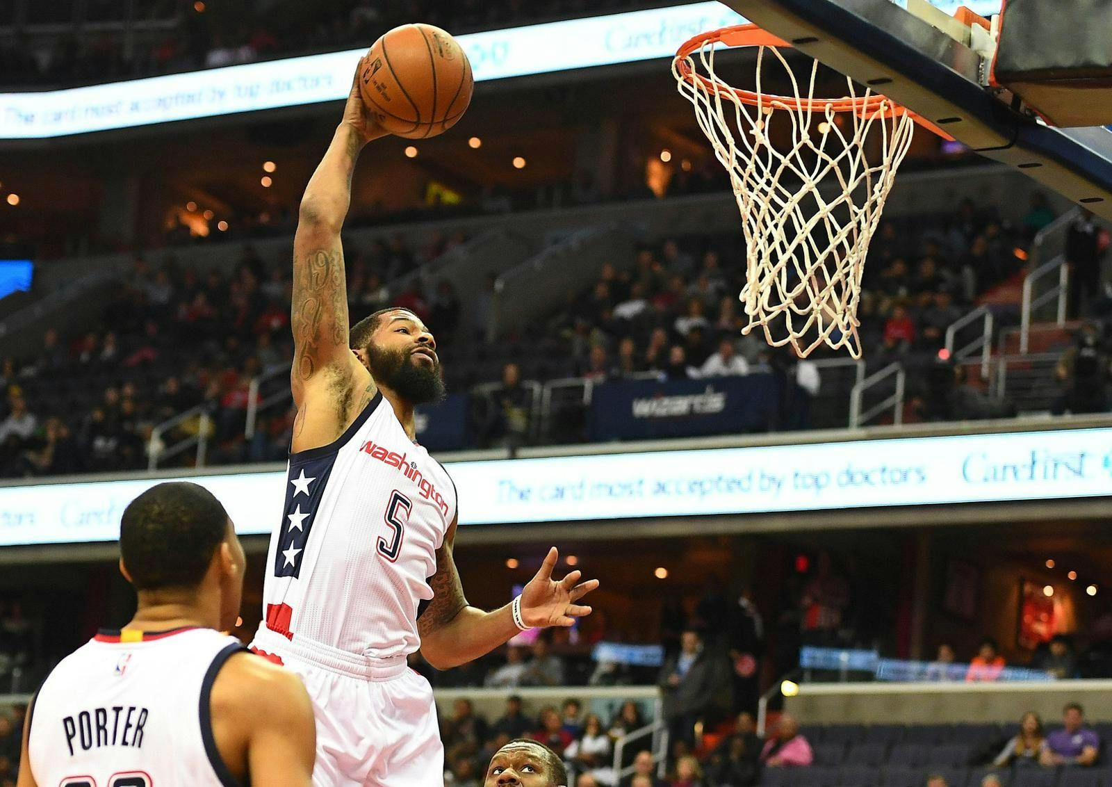 LOCKED ON WIZARDS -- 2/11/17 -- Morris Sets The Pace