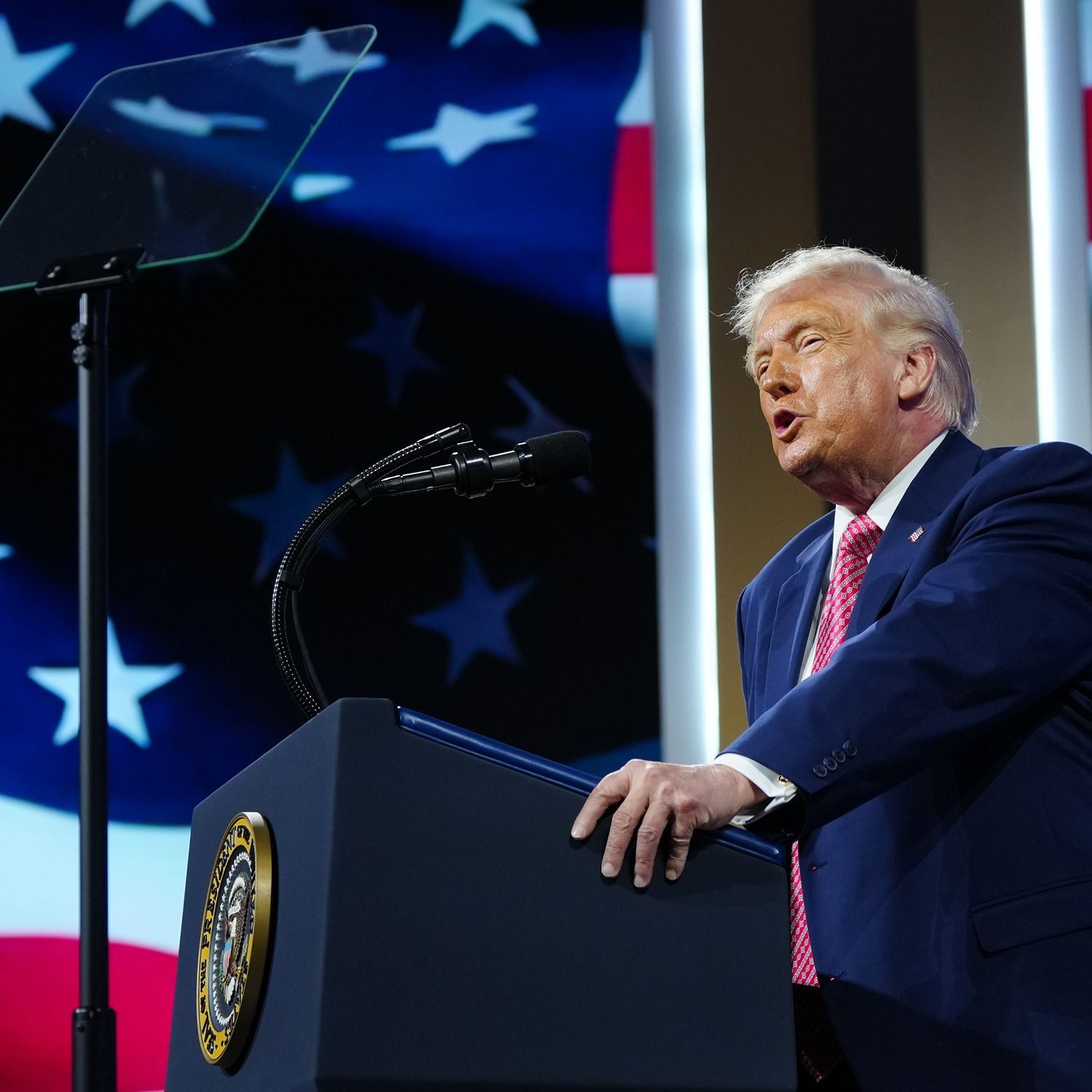 Trump’s Lonely War