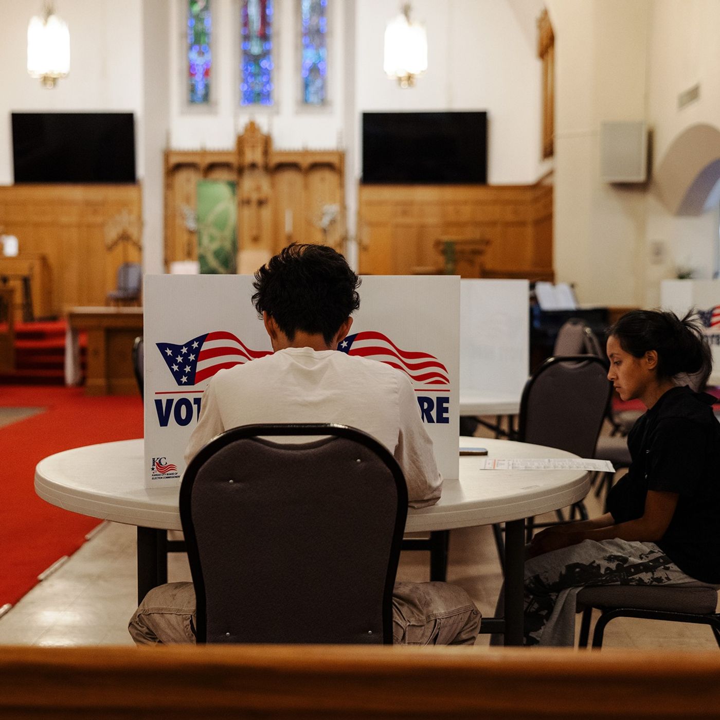 48 Days Until the Midterms: Is a Blue Wave Coming?