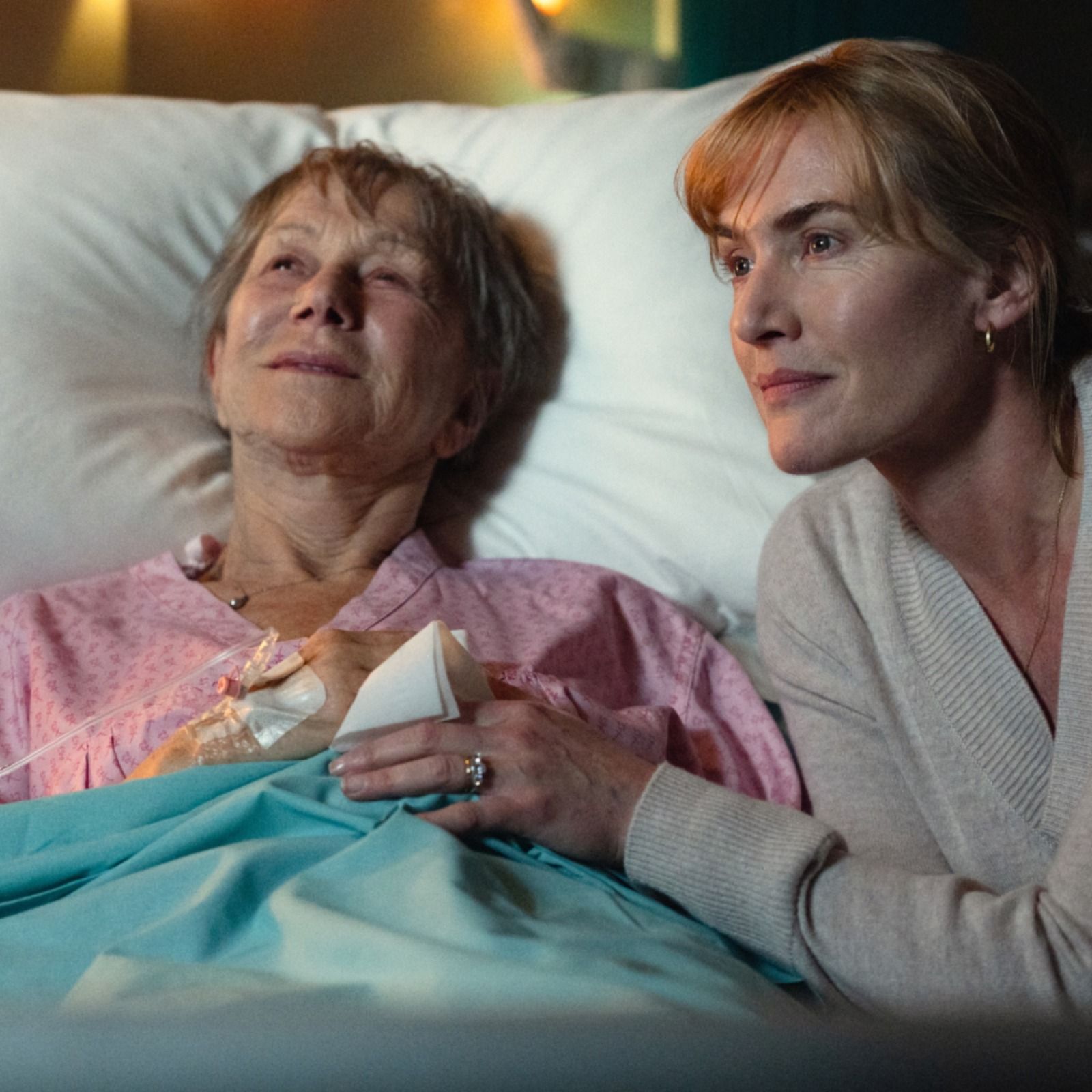 Artykuł: Kate Winslet debiutuje jako reżyserka filmem „Żegnaj, June” na Netflixie Artykuł: Kate Winslet debiutuje jako reżyserka filmem „Żegnaj, June” na Netflixie