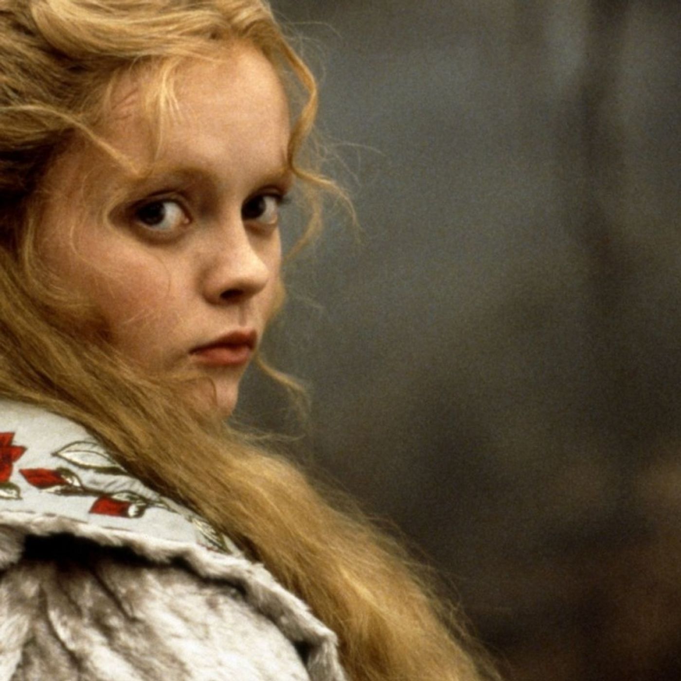 Artykuł: Nastrojowe filmy kostiumowe, które zachwycają jesienną oprawą. To prawdziwe perełki episode artwork