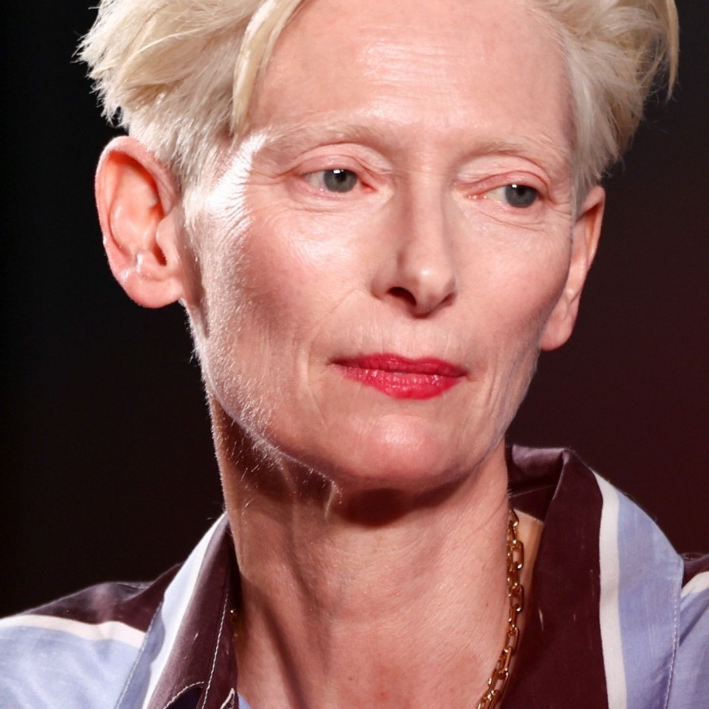 Artykuł: Justyna Kopińska: Sztuka z Tildą Swinton pokazuje, jak trudno dzisiaj o stabilną tożsamość episode artwork