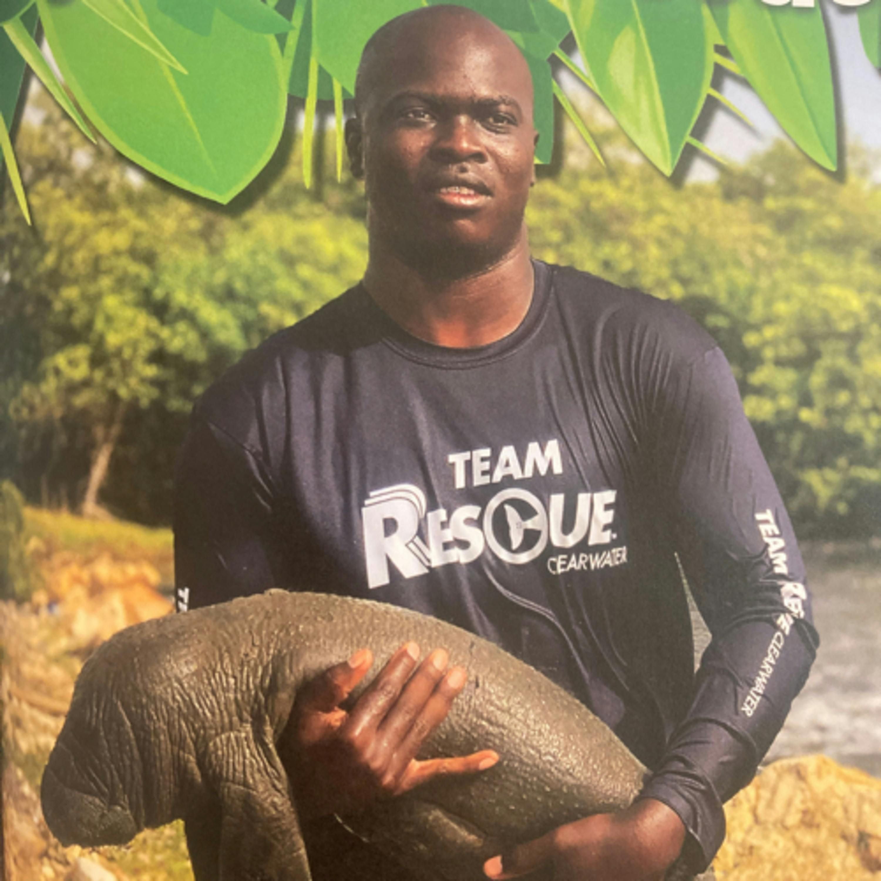 National Geographic 5 Minute Baby Animal Stories: Manatee Man to the Rescue