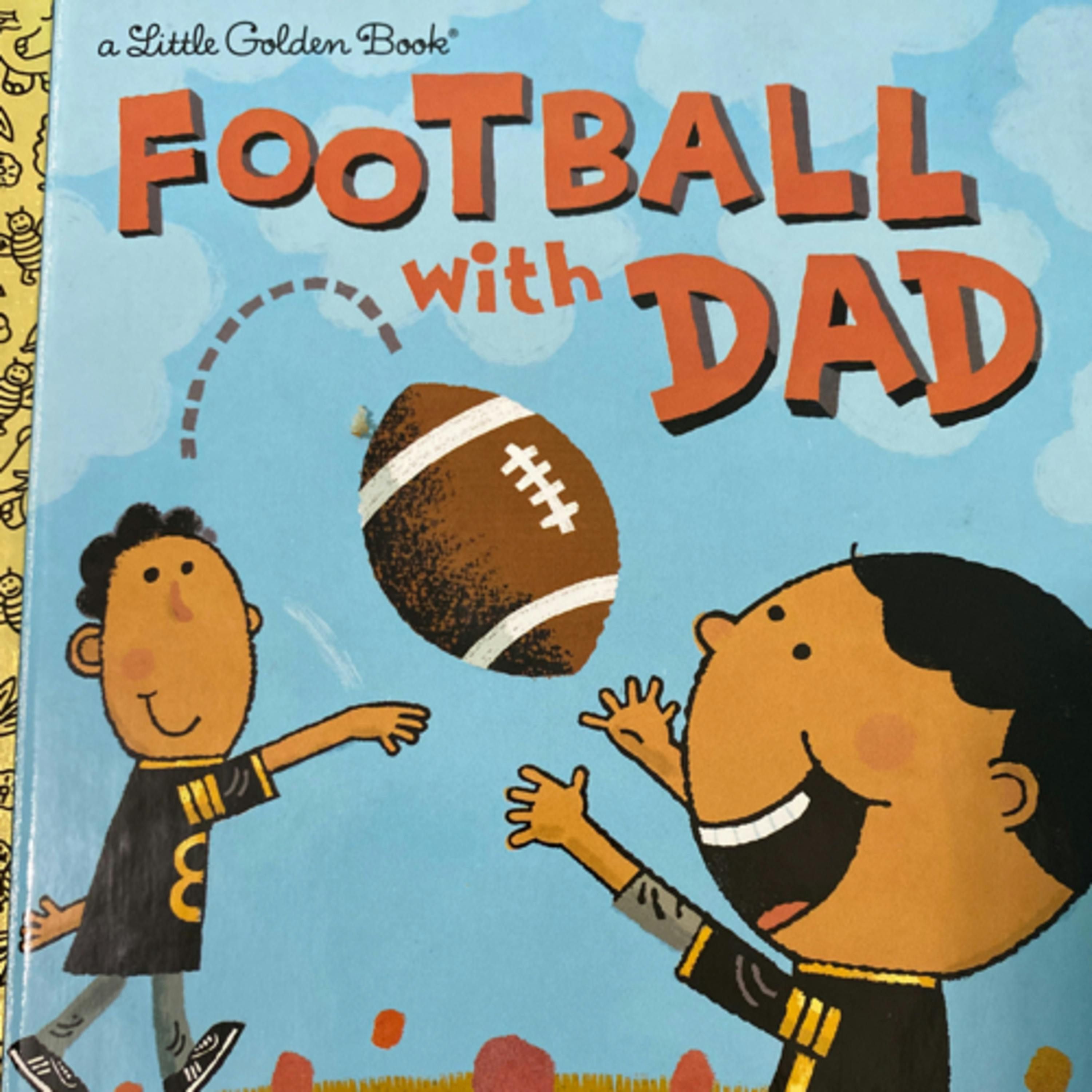 Football with Dad (A Little Golden Book)