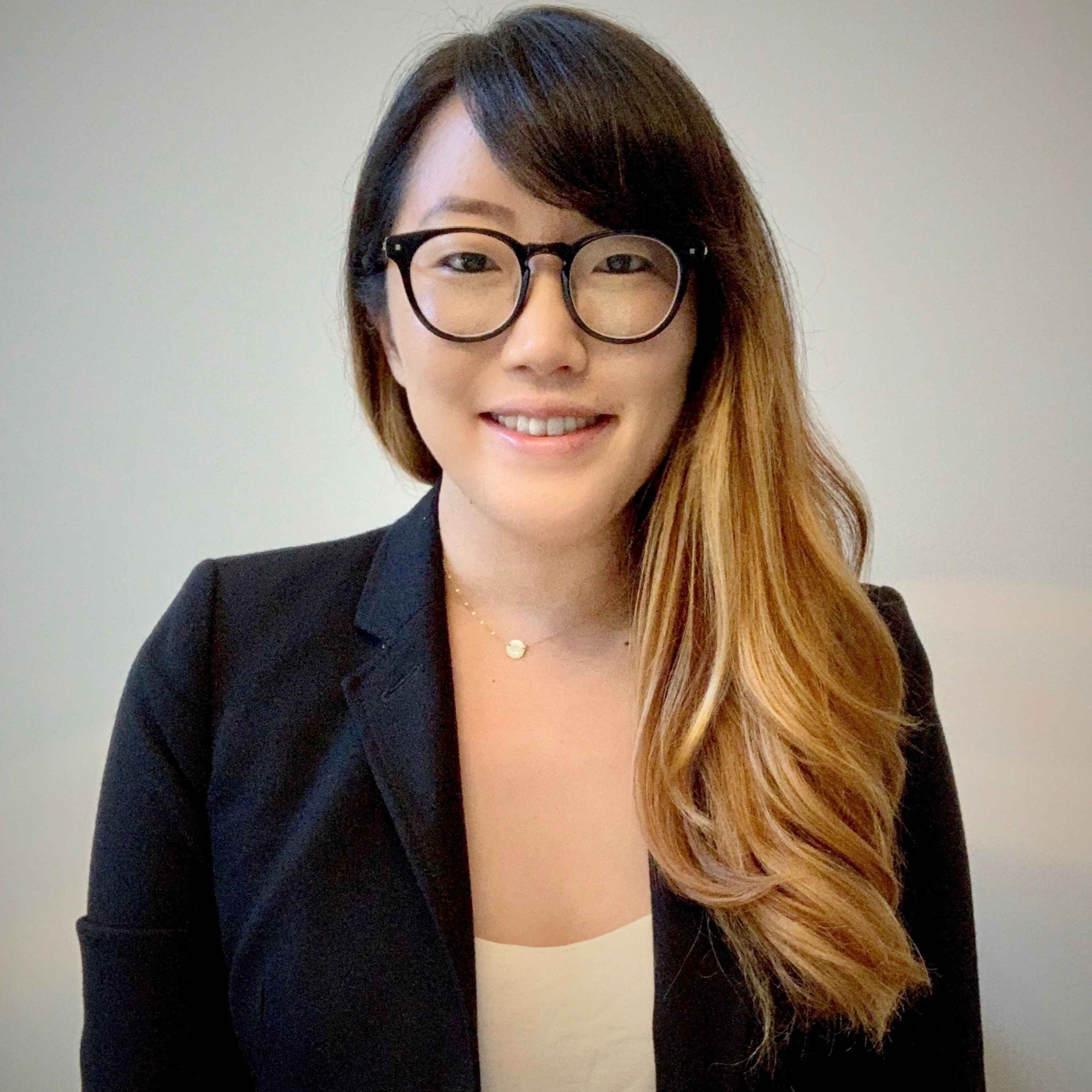 Dr. Jessica Lee (@JessicaMiyunLee) - How To Navigate The World of Digital Transformation