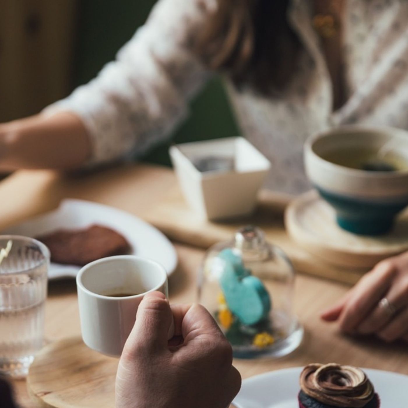 What Your Plate Says About Your Conversation Skills