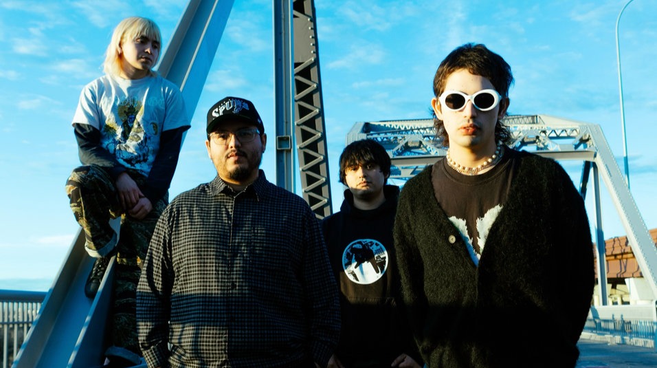 Cesar, Izzy, Izaguirre of Glare