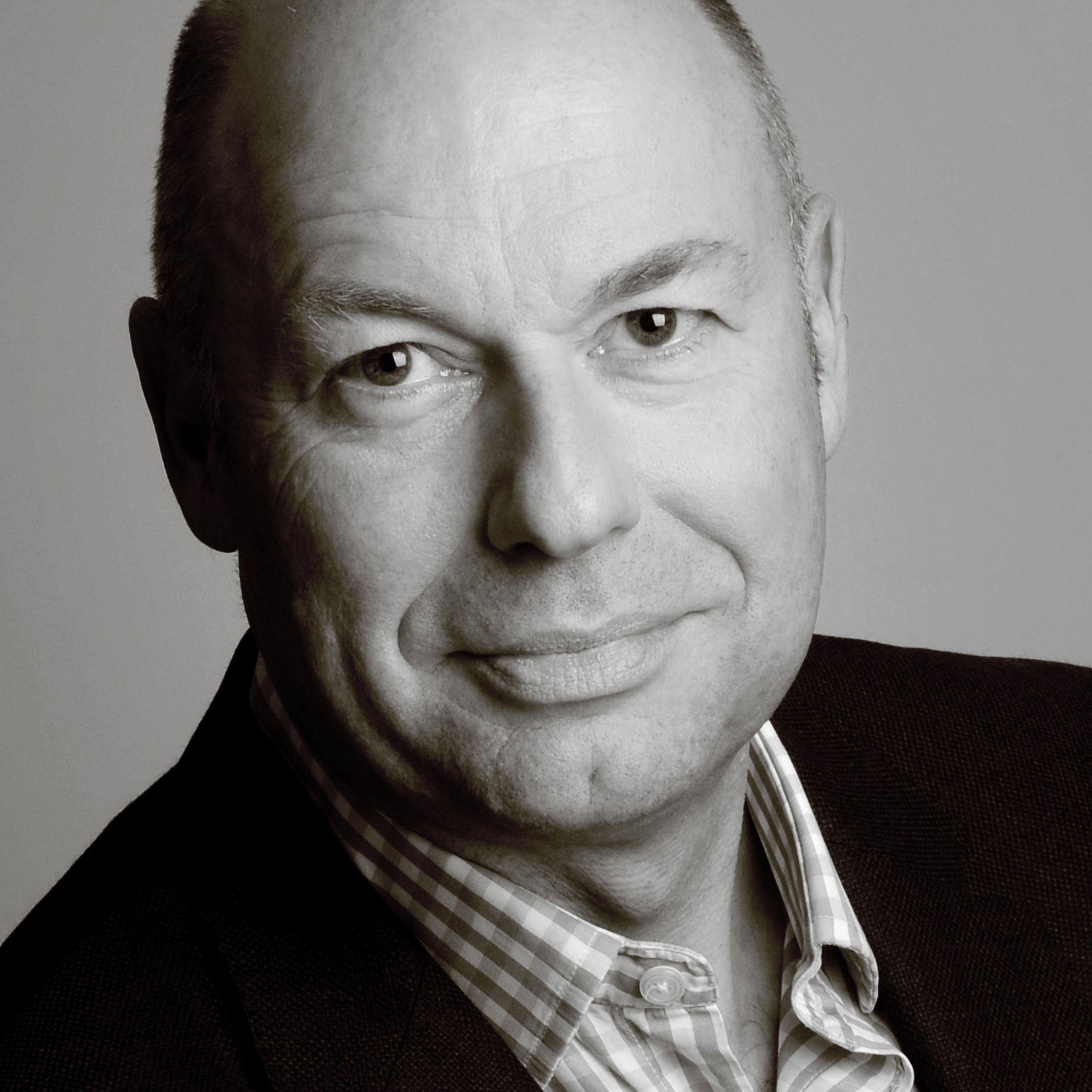 Timothy Hughes: Social Selling from the Guy Who Wrote The Book!
