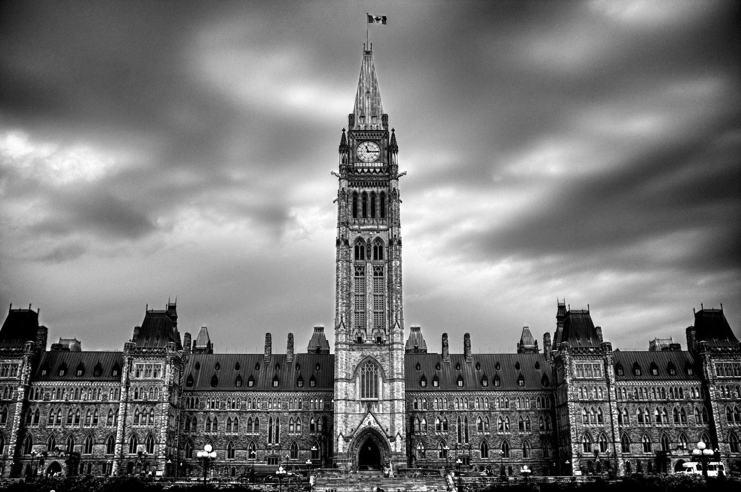cover of episode Hockey Licks and A Broken Extradition System