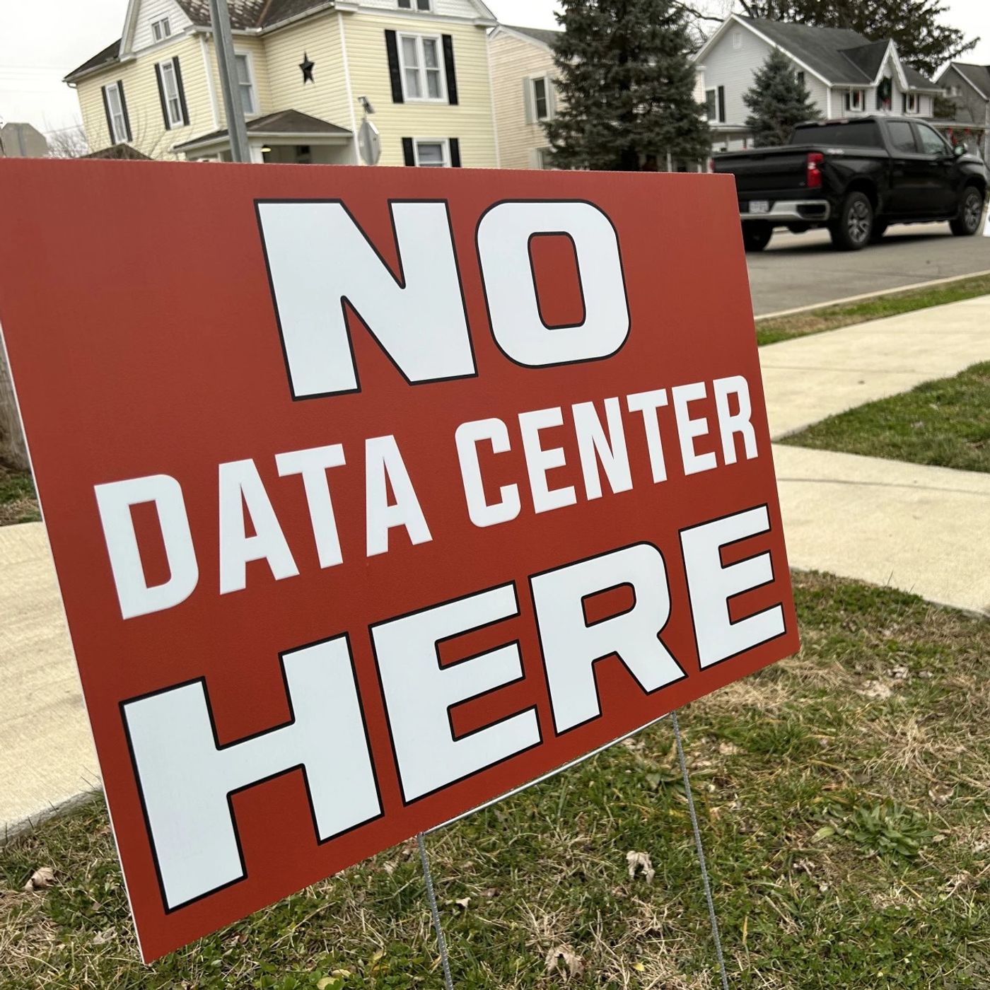 Dispatch from the Frontlines of the Data Center Wars (w/ Ben Inskeep & Bryce Gustafson)