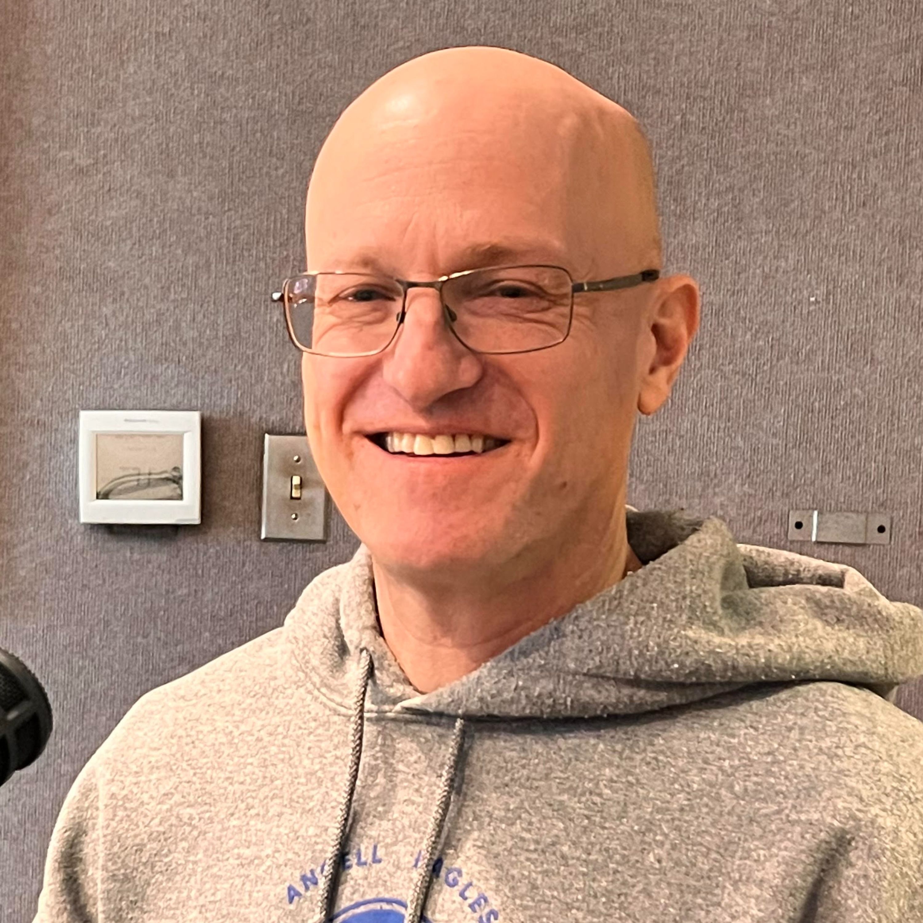 111025 ~ Cell Phone Use In Schools - Amiel Handelsman