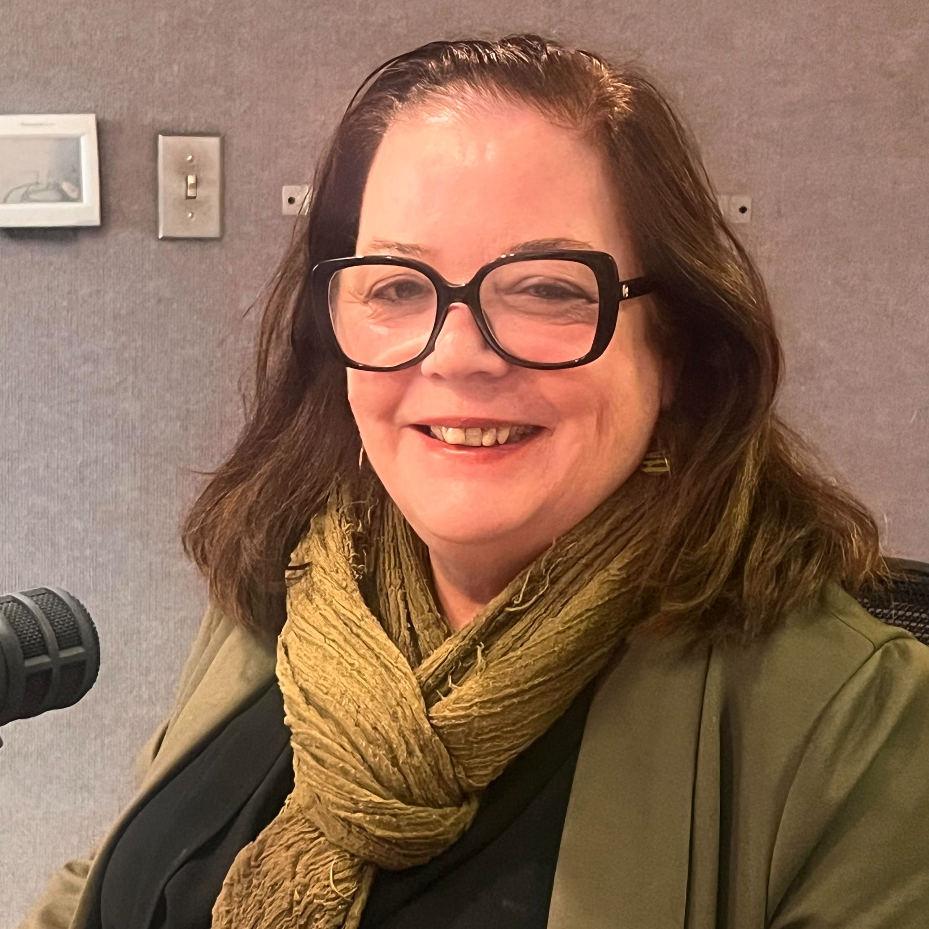 102725 ~ Federal Food Aid Set to Stop November 1 - Eileen Spring