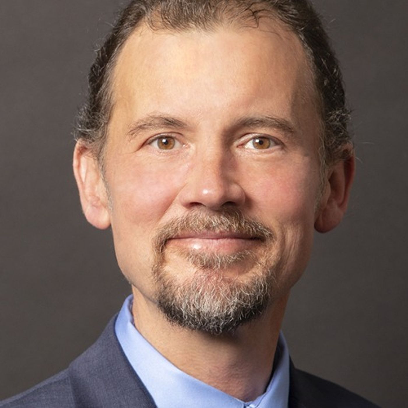 Crain's Detroit Business Headlines With Mike Lee