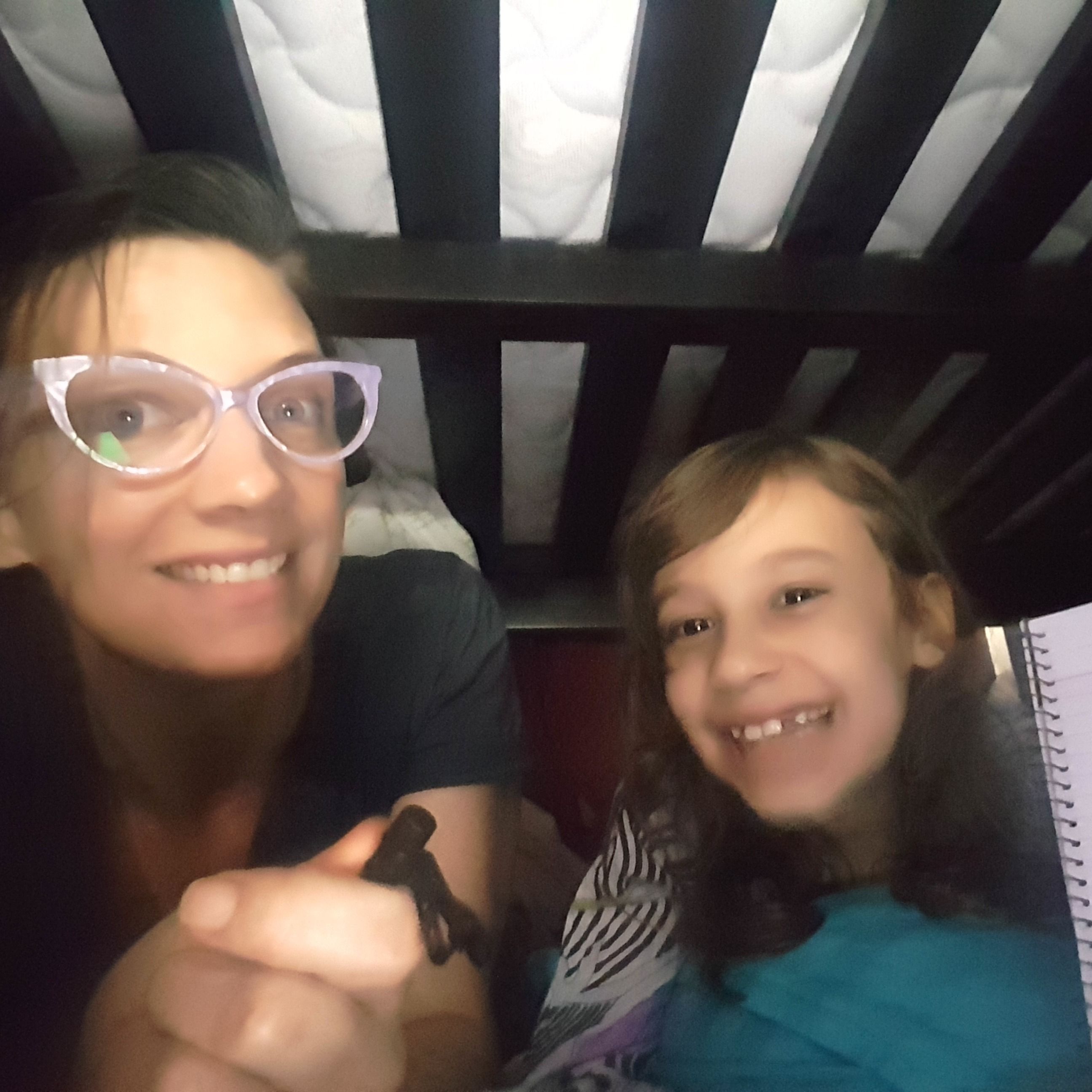 Newsy Pooloozi - The News Pod for Kids
