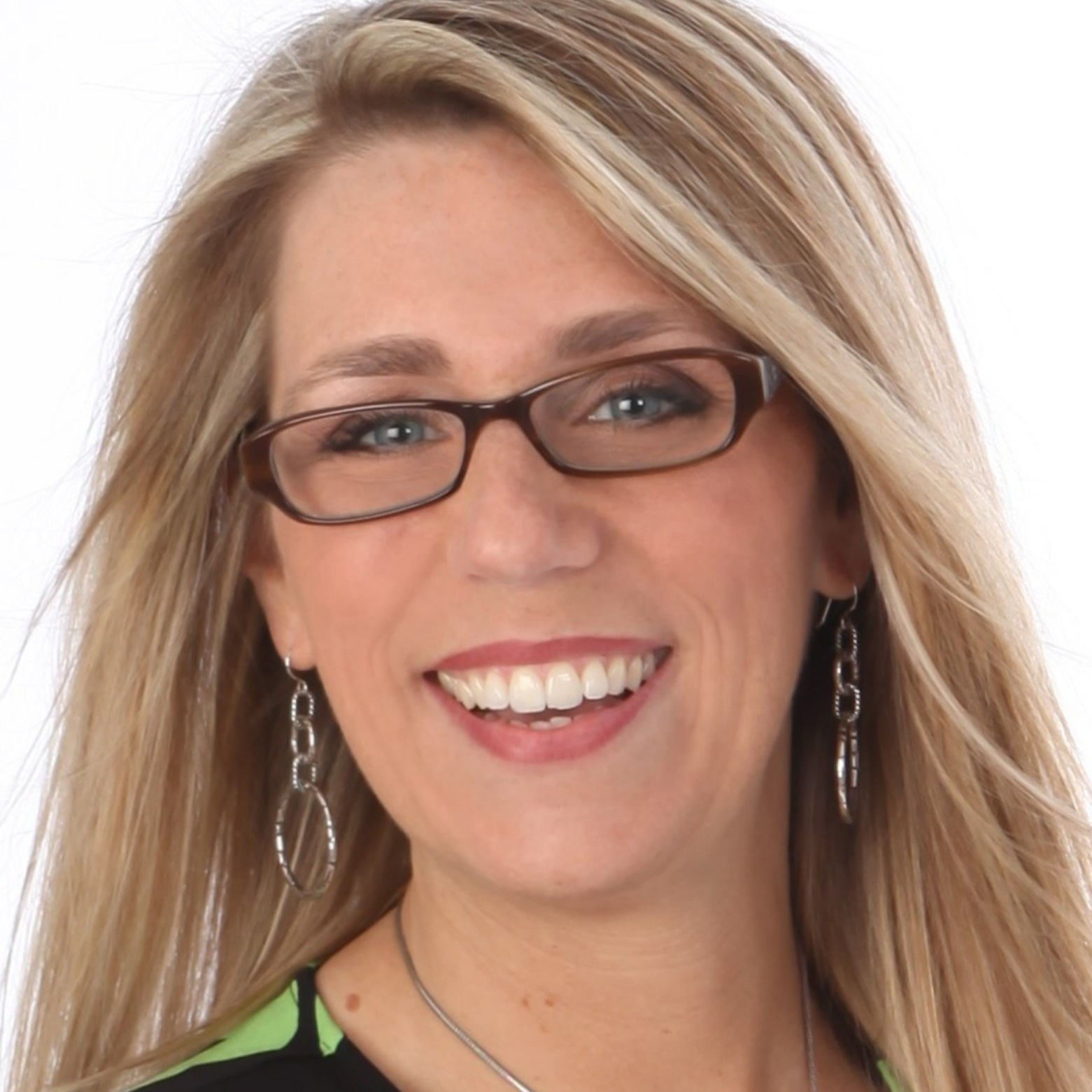 Connie Hamilton, Ed.S. (@conniehamilton) - Author Talk: Hacking Questions