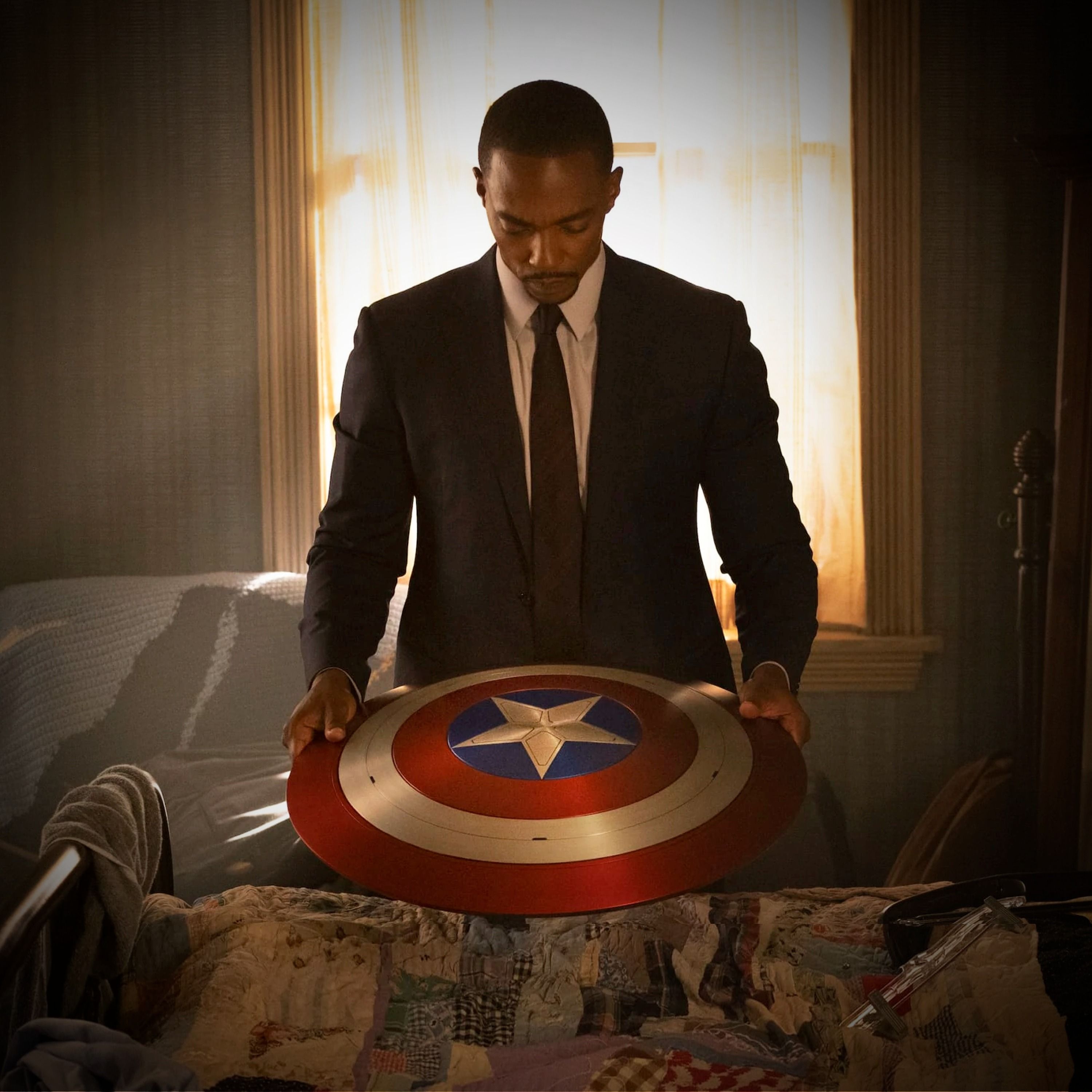 56 - The Falcon and the Winter Soldier, E01: 'Un nuevo orden mundial' episode artwork