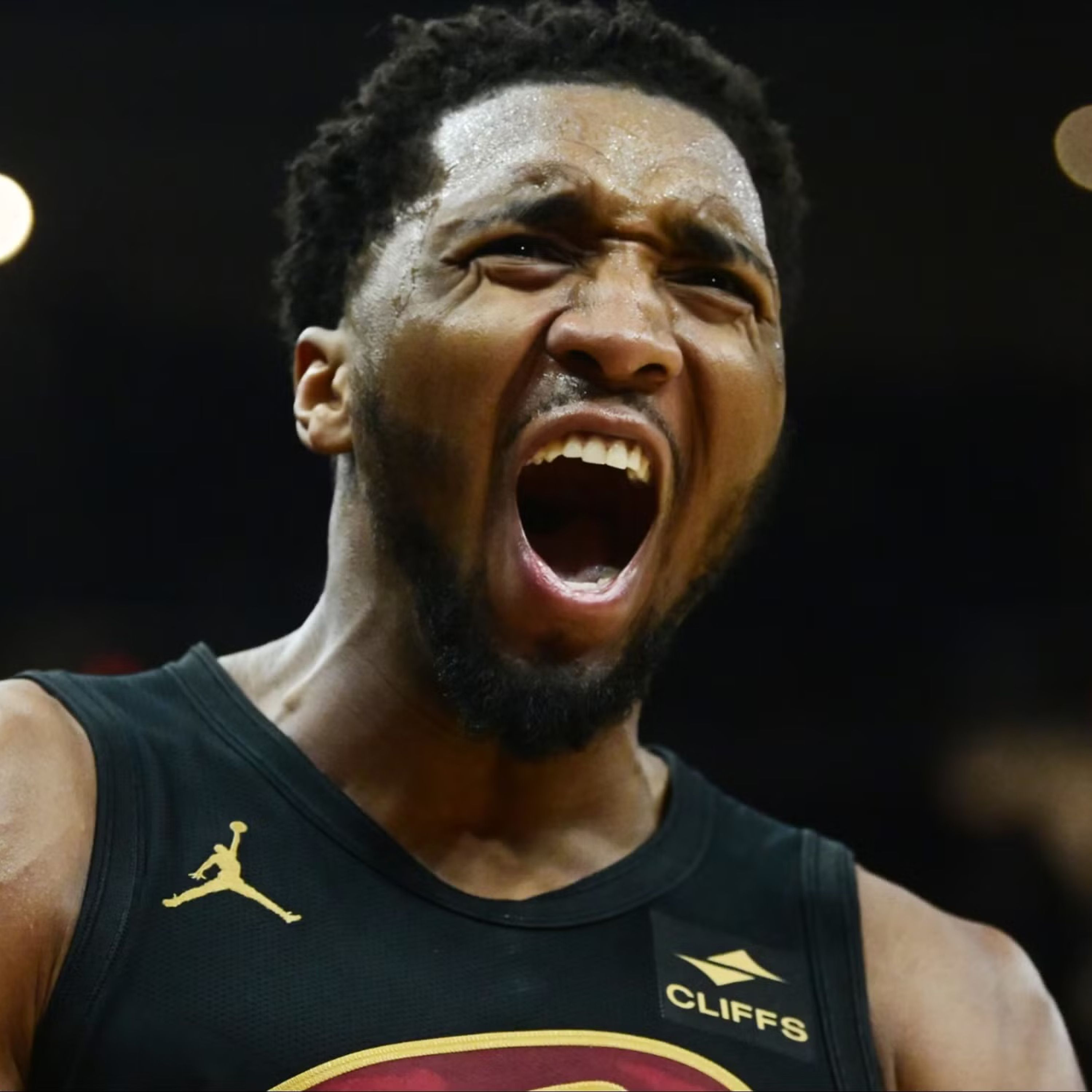 Donovan Mitchell GTD huge! Colts wins O/U at 7.5, but lots of FAs! Michael Jordan to TV?