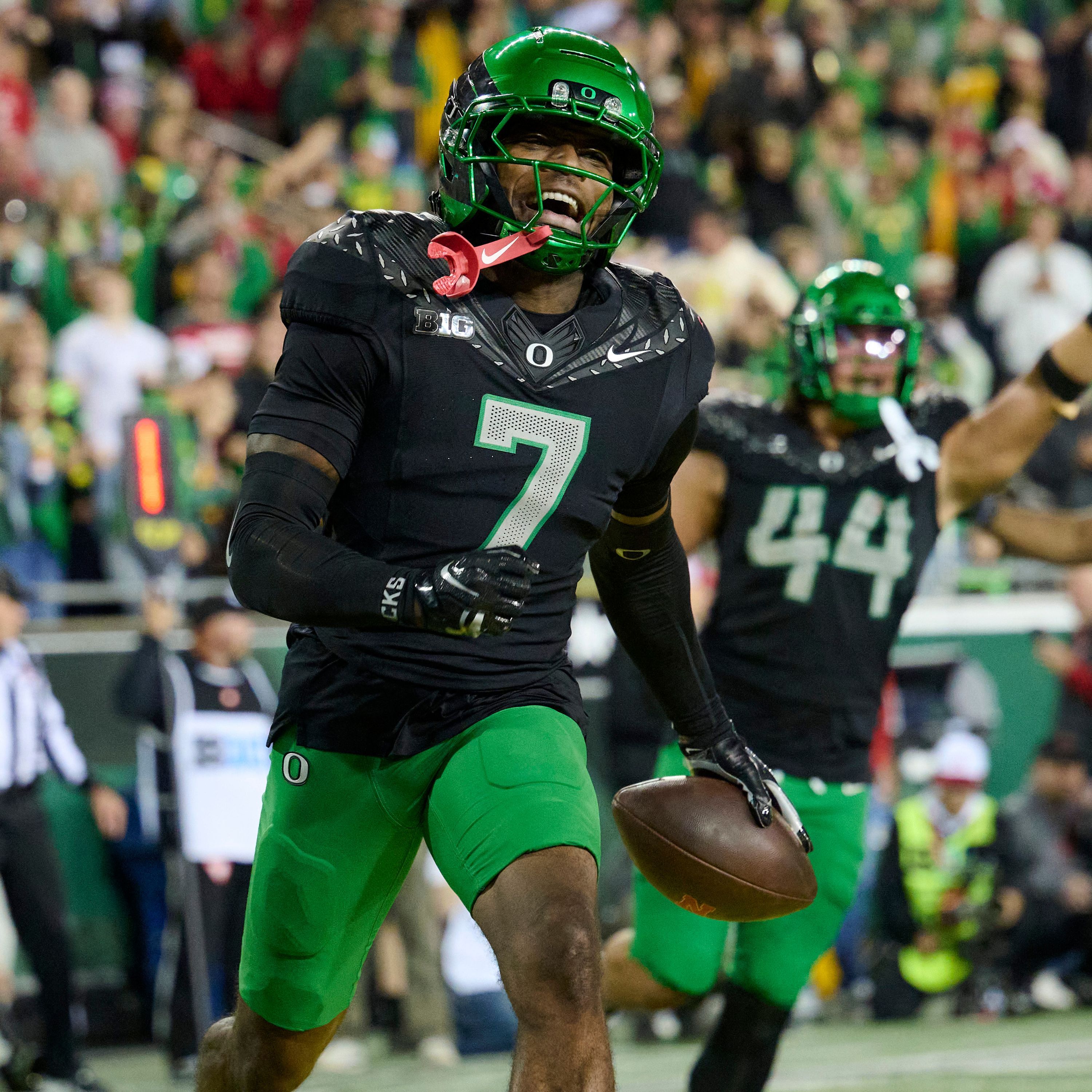 Oregon Heads to Champaign for Clash With Illinois | Drew Pastorek Joins