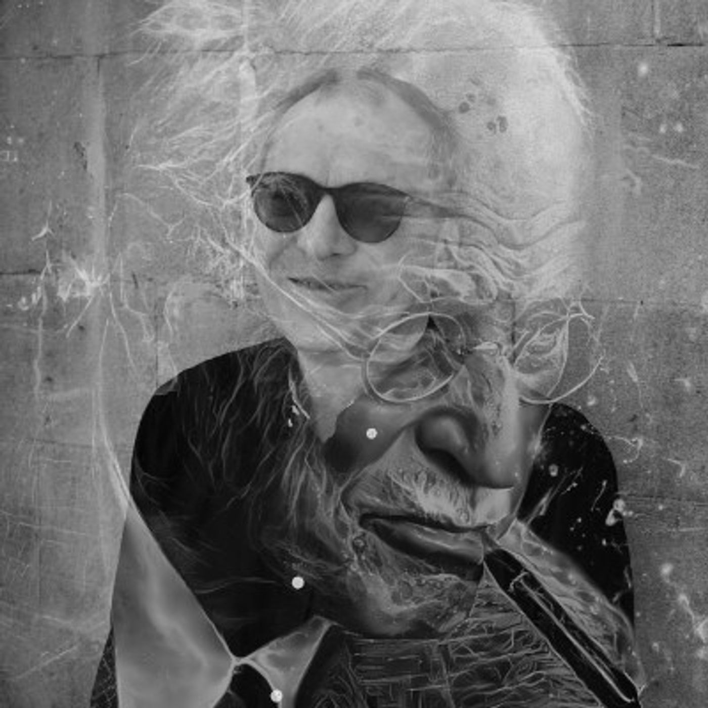 The Dark Room: Gary Lachman - Touched by the Presence The Dark Room: Gary Lachman - Touched by the Presence