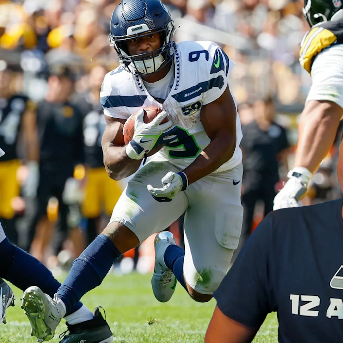 Seahawks Force Steelers to Succumb 31-17