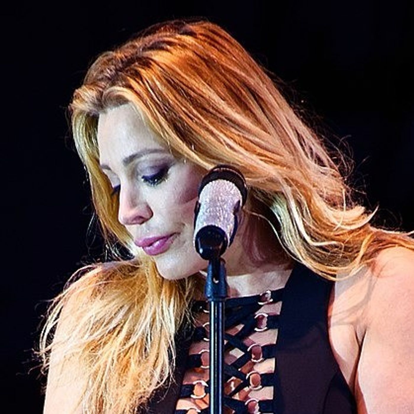 763: Taylor Dayne Interview