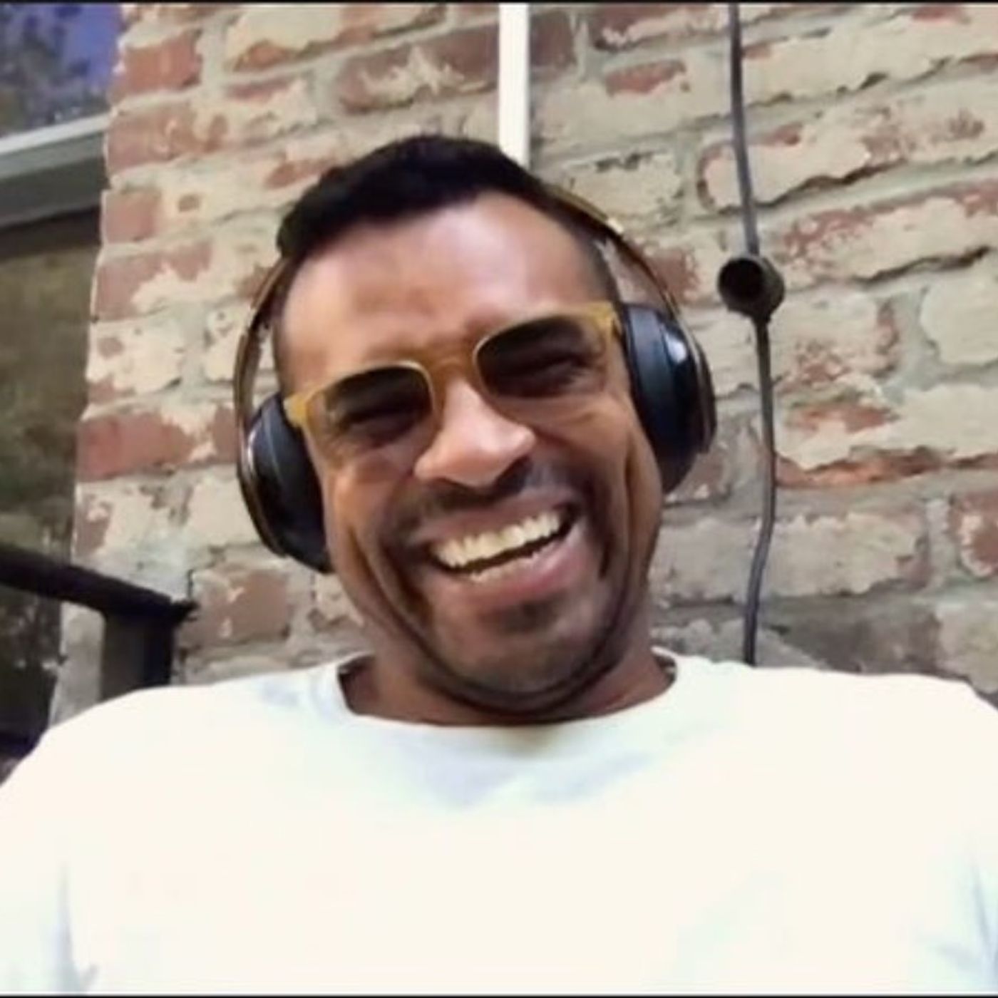 Shaun Leonardo on The Body's Truth, Artistic Gesture, and Healing Trauma   |   Ultradilute Podcast