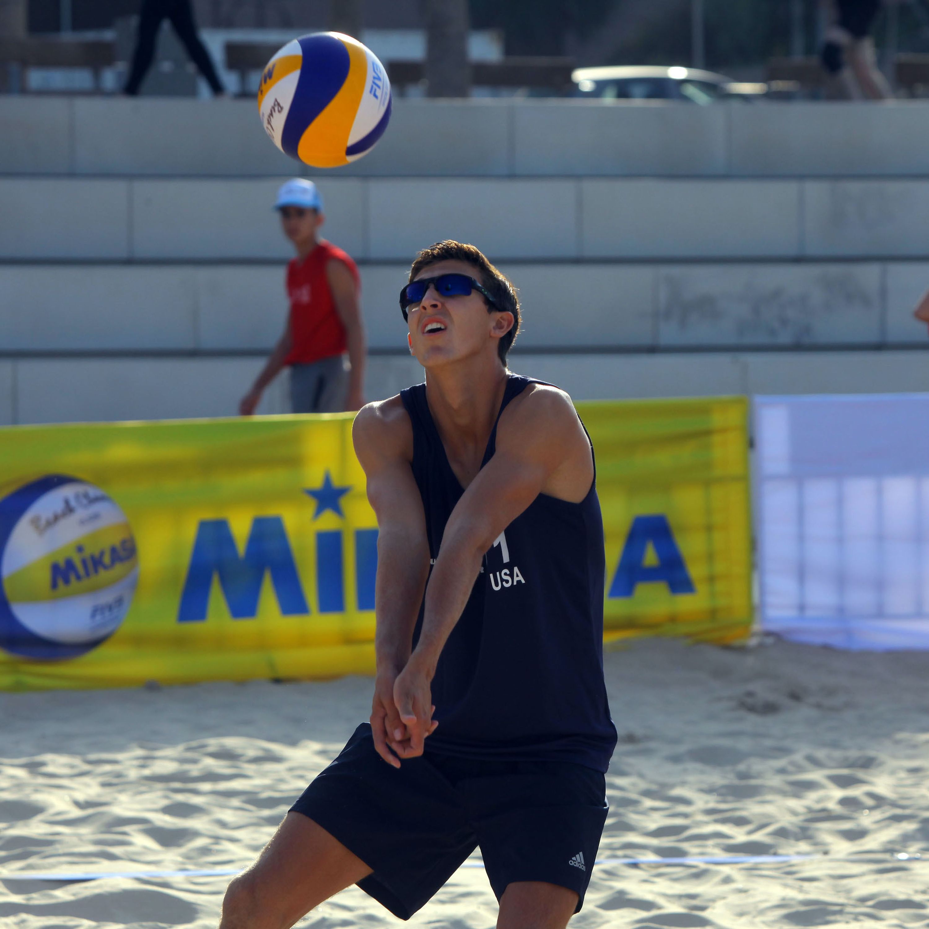 SANDCAST: Beach Volleyball with Tri Bourne and Travis Mewhirter