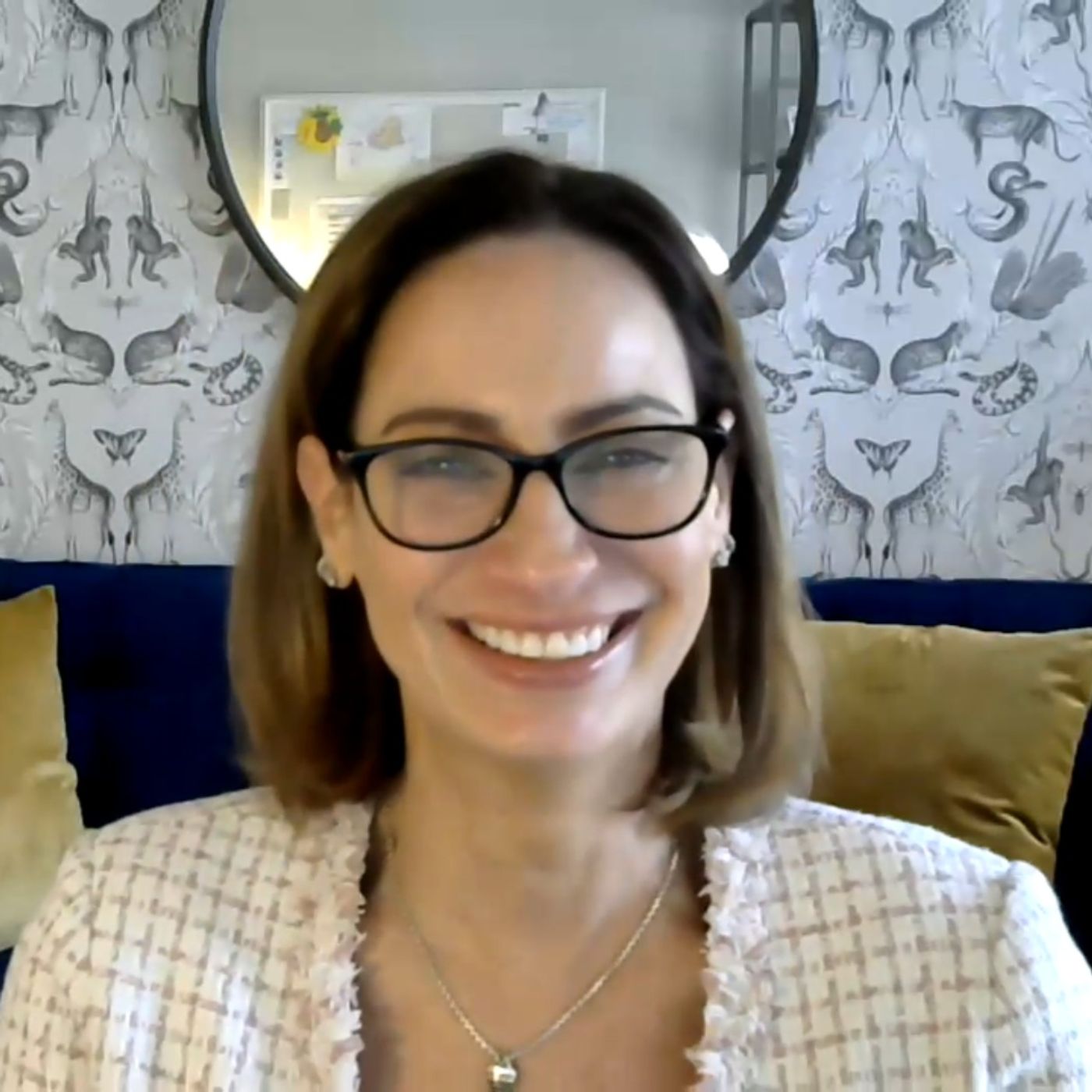 Embracing Fractional Leadership for Business Growth with Cynthia Irons