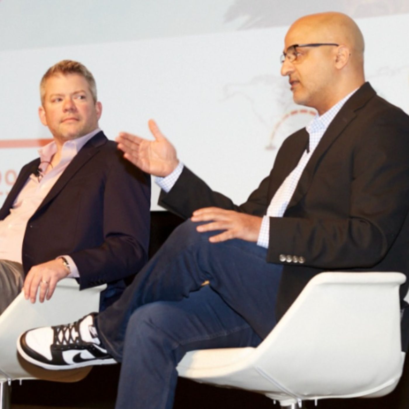 cover of episode Live from Global eCommerce Leaders Forum in L.A. Meet Hamaad Akmal, International Operations, GOAT Group