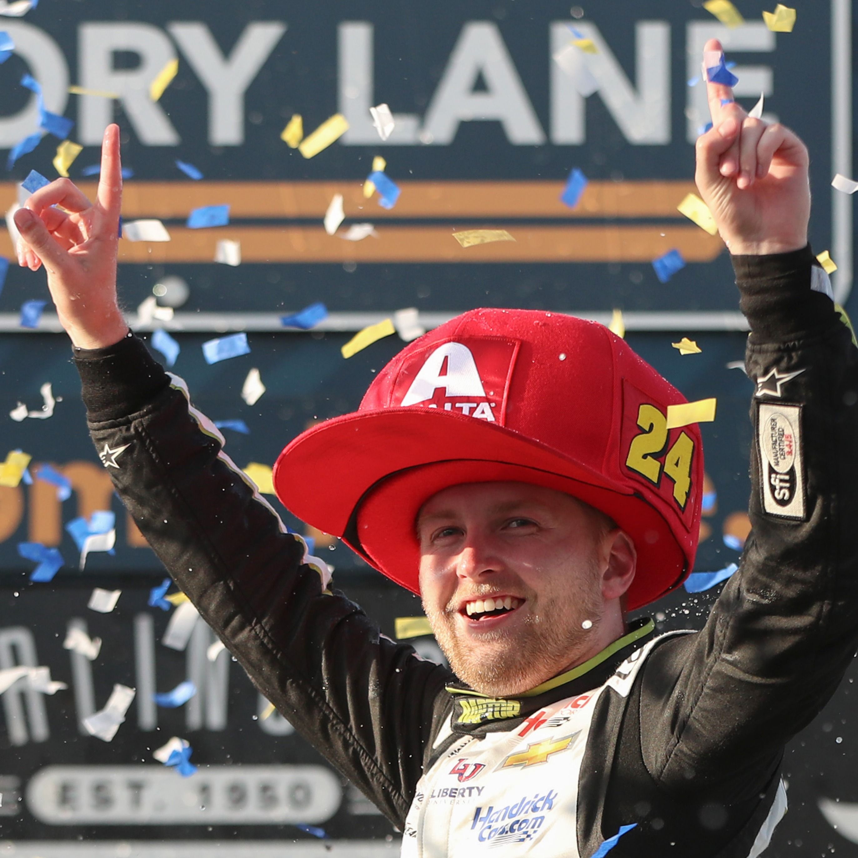 cover of episode Darlington: Ross Chastain mixes it up again with Kyle Larson; William Byron continues emerging as a NASCAR star; the return of North Wilkesboro Speedway