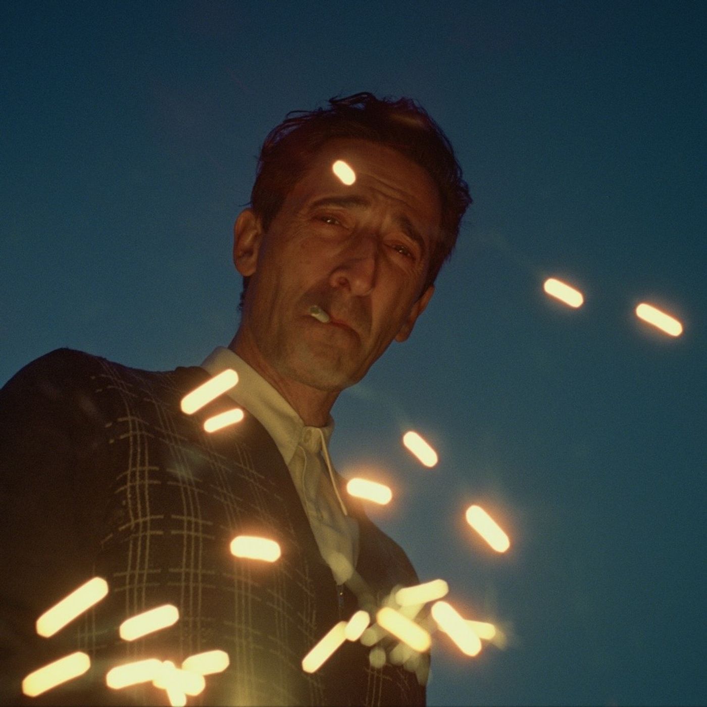 Artykuł: Adrien Brody w „The Brutalist” stworzył rolę życia. Dostanie drugiego Oscara? Episode cover