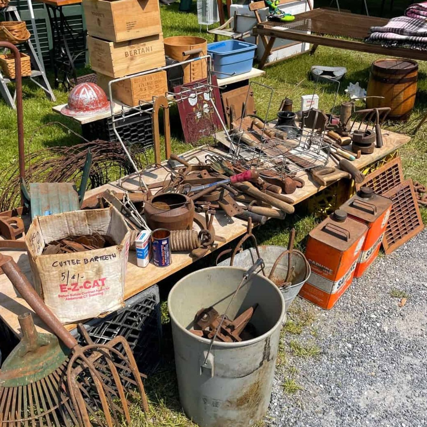 Flea Markets and Guns episode artwork